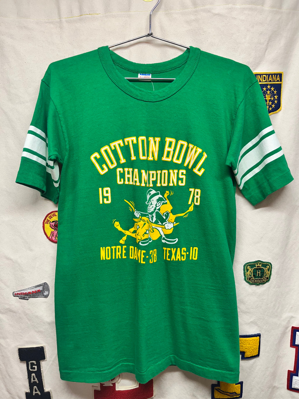Vintage Notre Dame Cotton Bowl 1978 Football Champion Blue Bar Mascot Green Stripe T-Shirt: XL