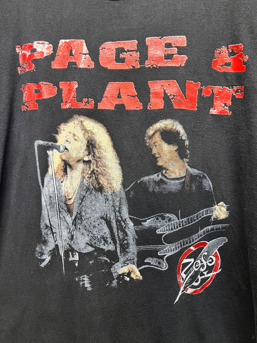 Vintage Jimmy Page Robert Plant Walking into Clarksdale Led Zepplin Tour Ringer T-Shirt: XL