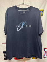 Load image into Gallery viewer, Vintage X Files Fox TV Show Promo 1998 Fight the Future Embroidered T-Shirt: XL
