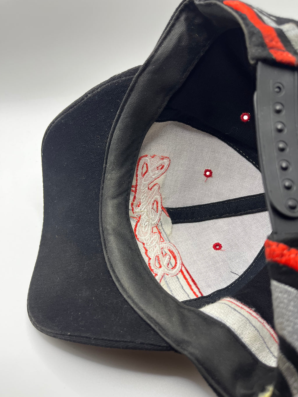 Vintage Dale Earnhardt Sr. 3 Embroidered 90's Black NASCAR Snapback Hat