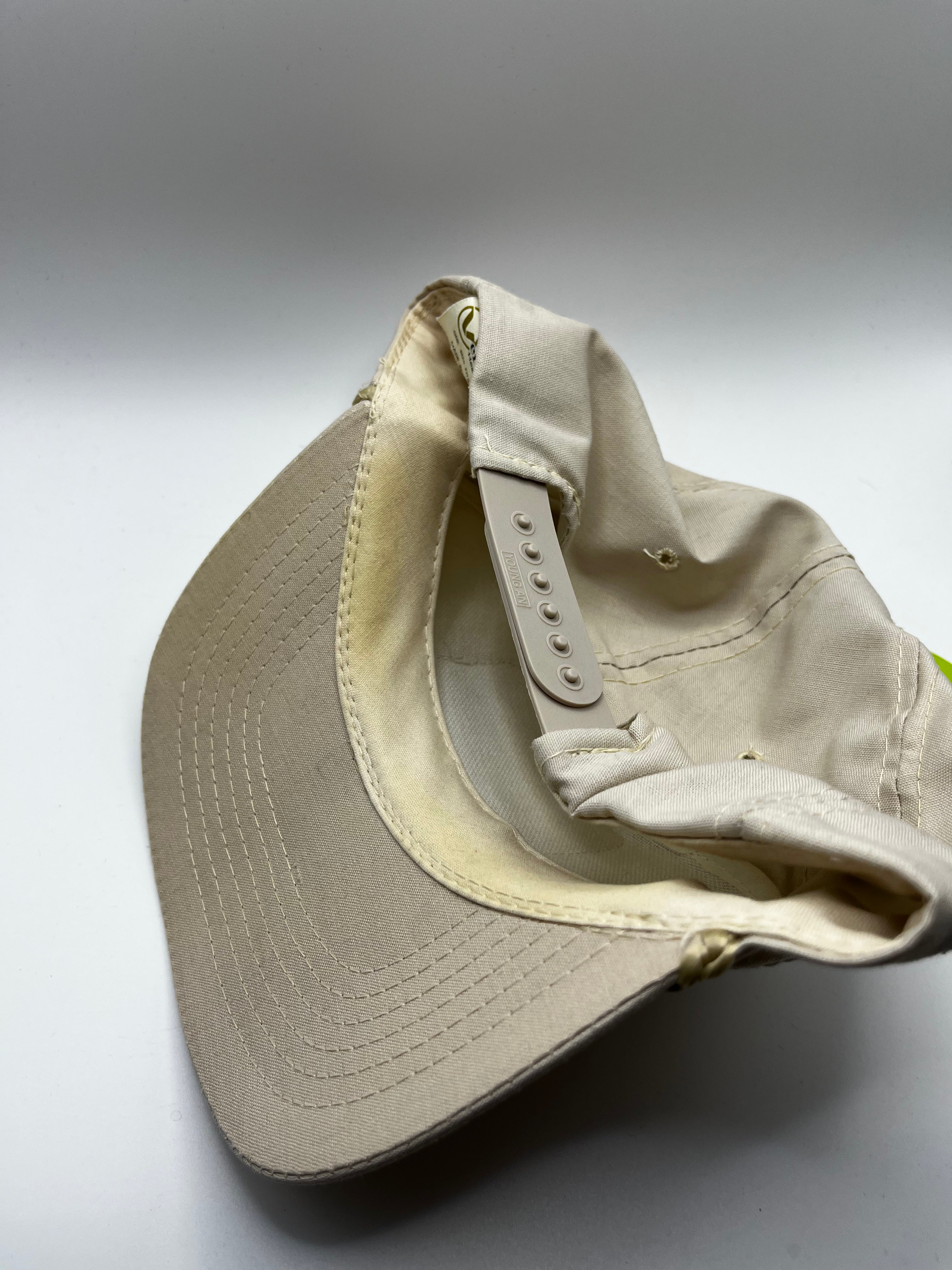 Vintage Darryl's Dugout Baseball Evansville, IN Restaurant Patch Rope Tan 90's Snapback Hat