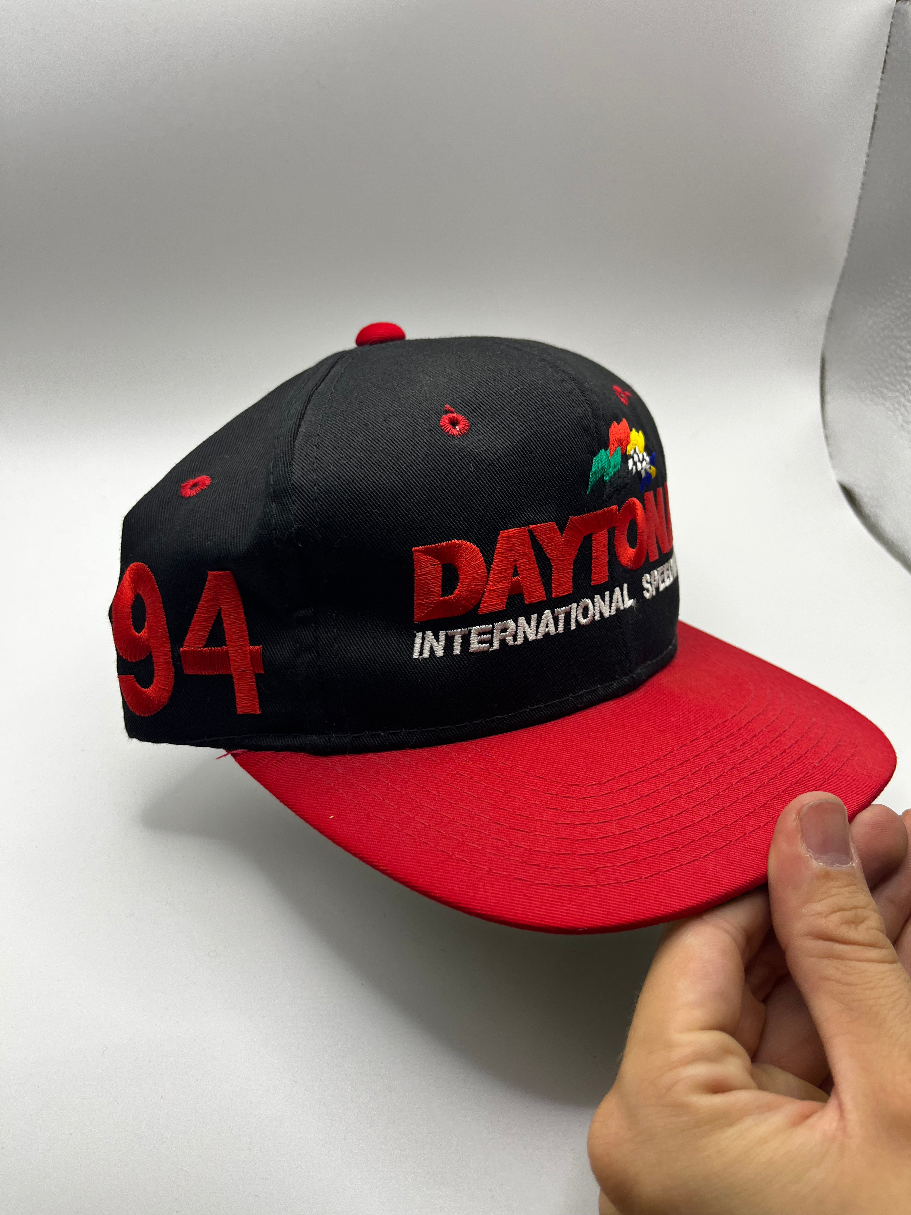 Vintage Daytona International Speedway 94 Black Red NASCAR Race Snapback Hat