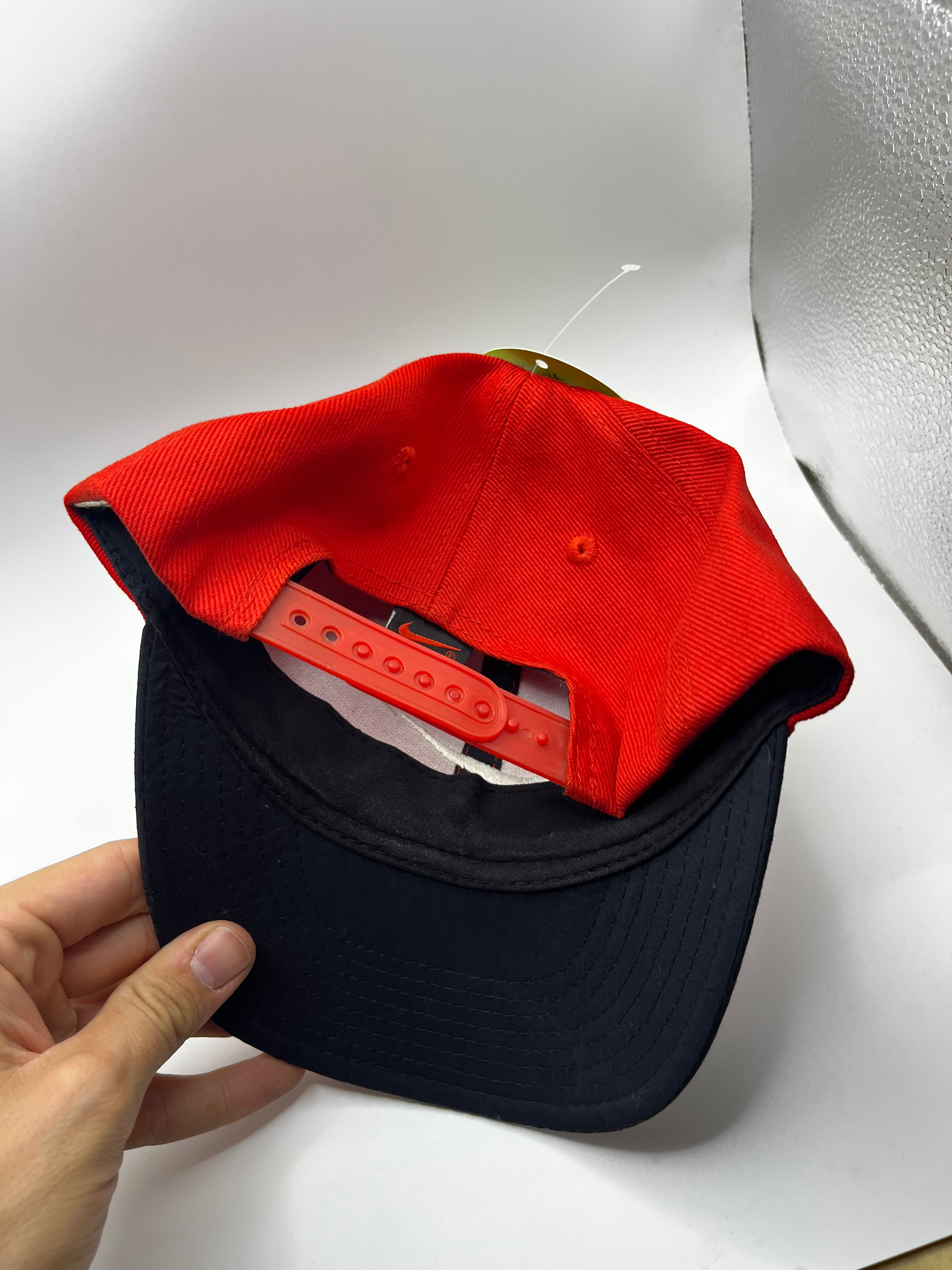 Vintage Nike Youth Red Navy Swoosh Y2K Snapback Hat