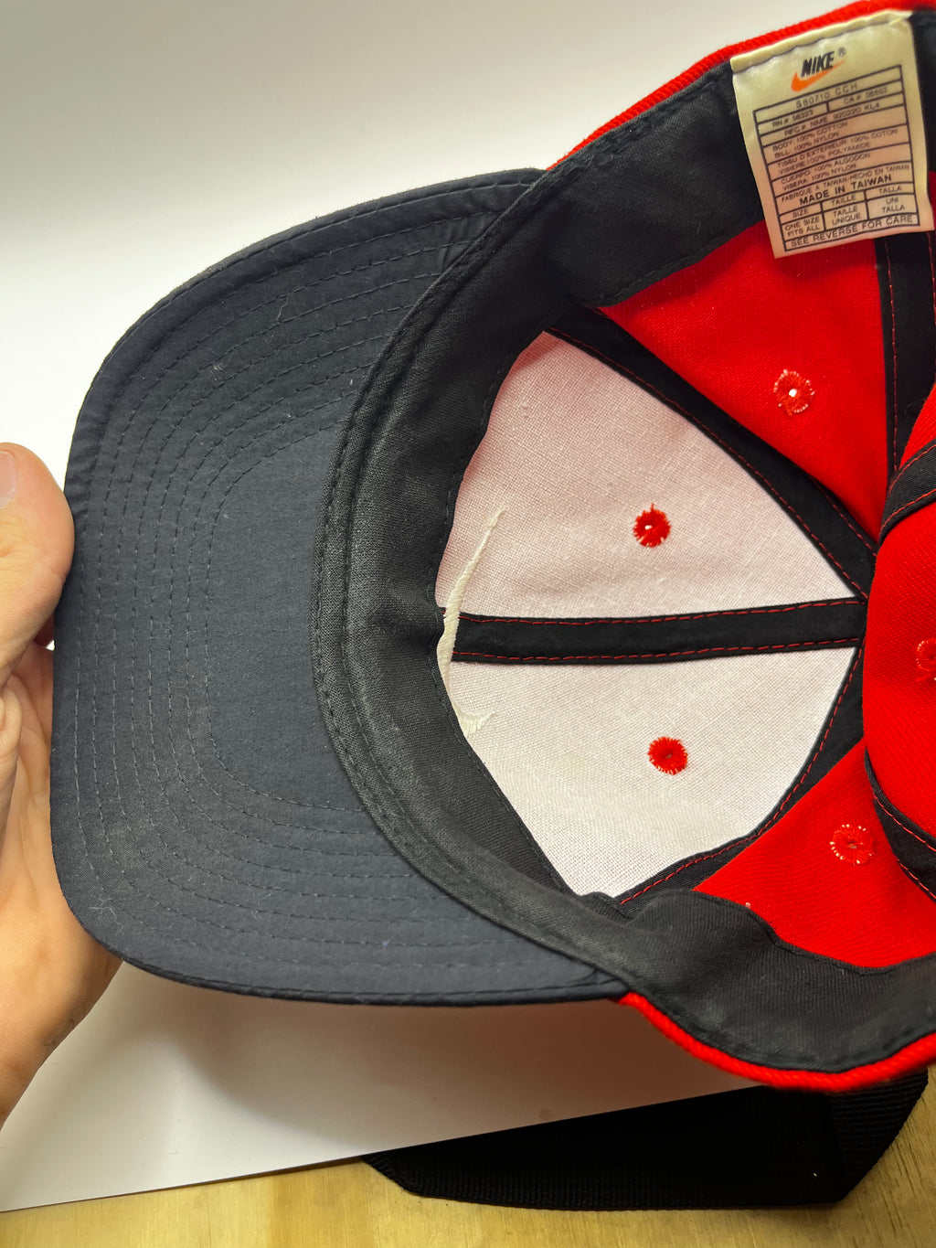 Vintage Nike Youth Red Navy Swoosh Y2K Snapback Hat