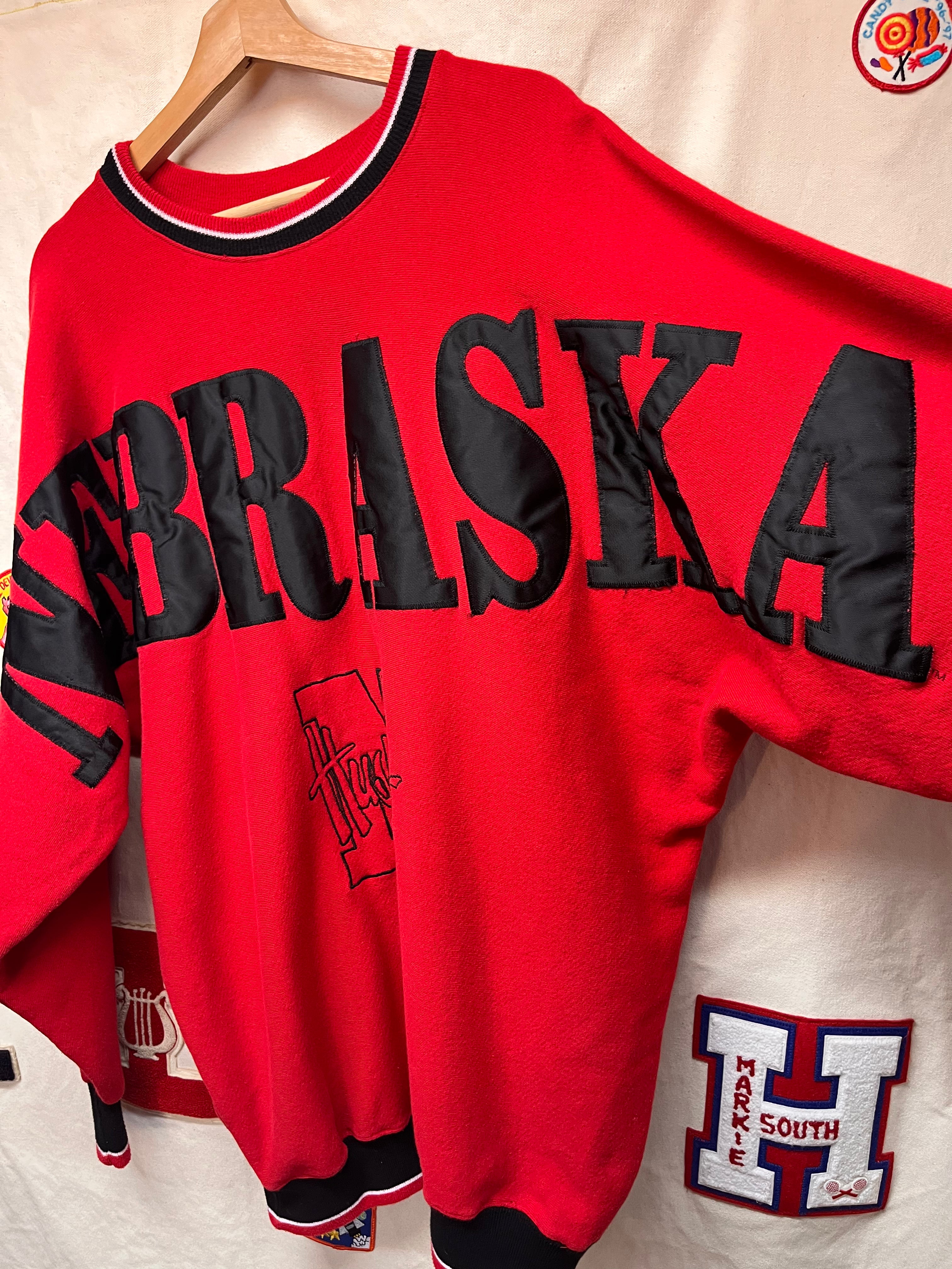 Vintage University of Nebraska Huskers Legends Spellout Crewneck Sweatshirt: XL