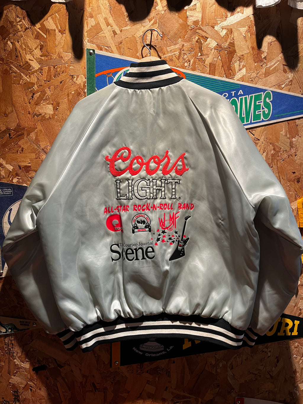Vintage Coors Light The Silver Bullet Beer All Star Rock N Roll Band Embroidered 90's Satin Jacket: XL