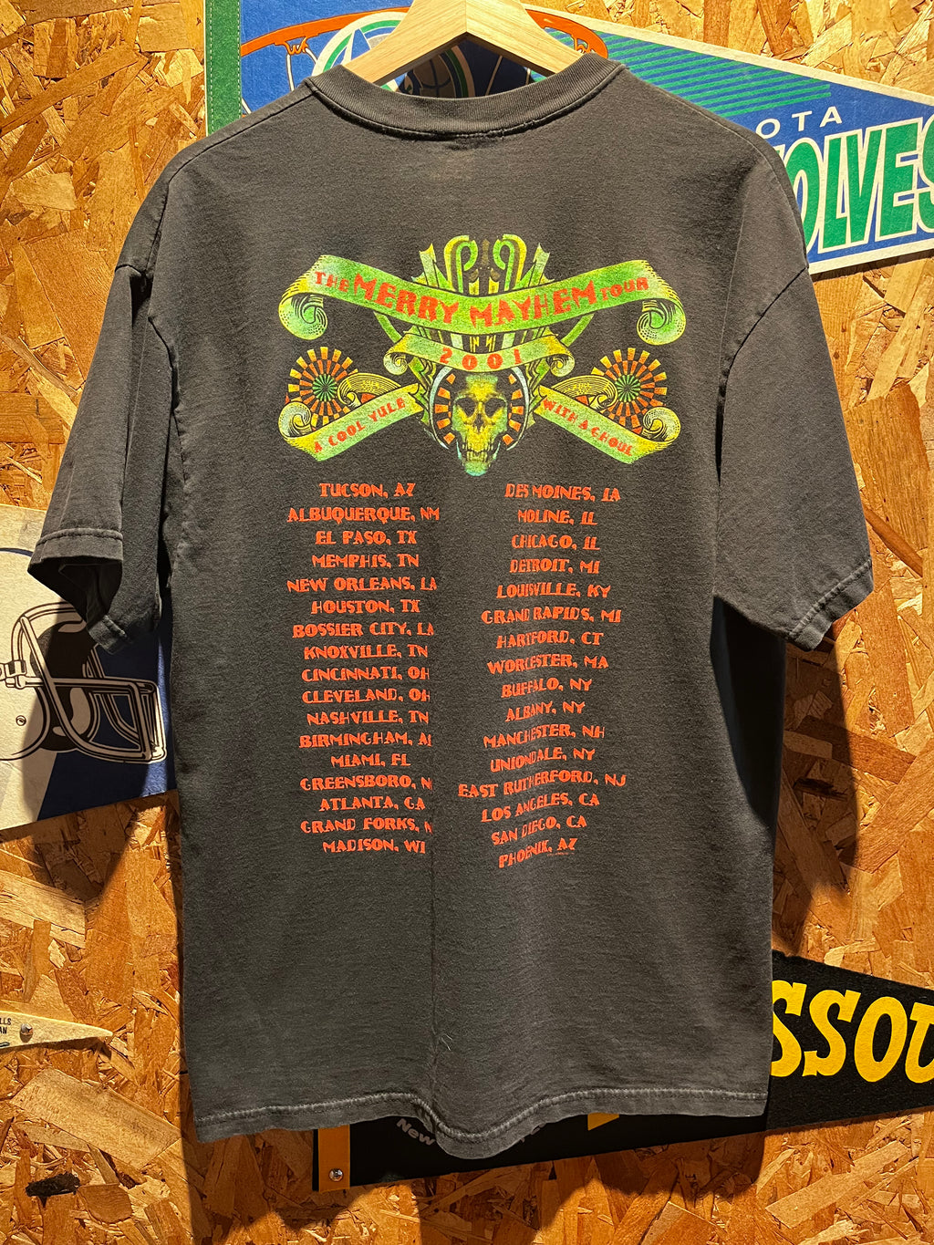 Vintage Merry Mayhem Tour Ozzy Osborne Rob Zombie 2001 T-Shirt: L/XL