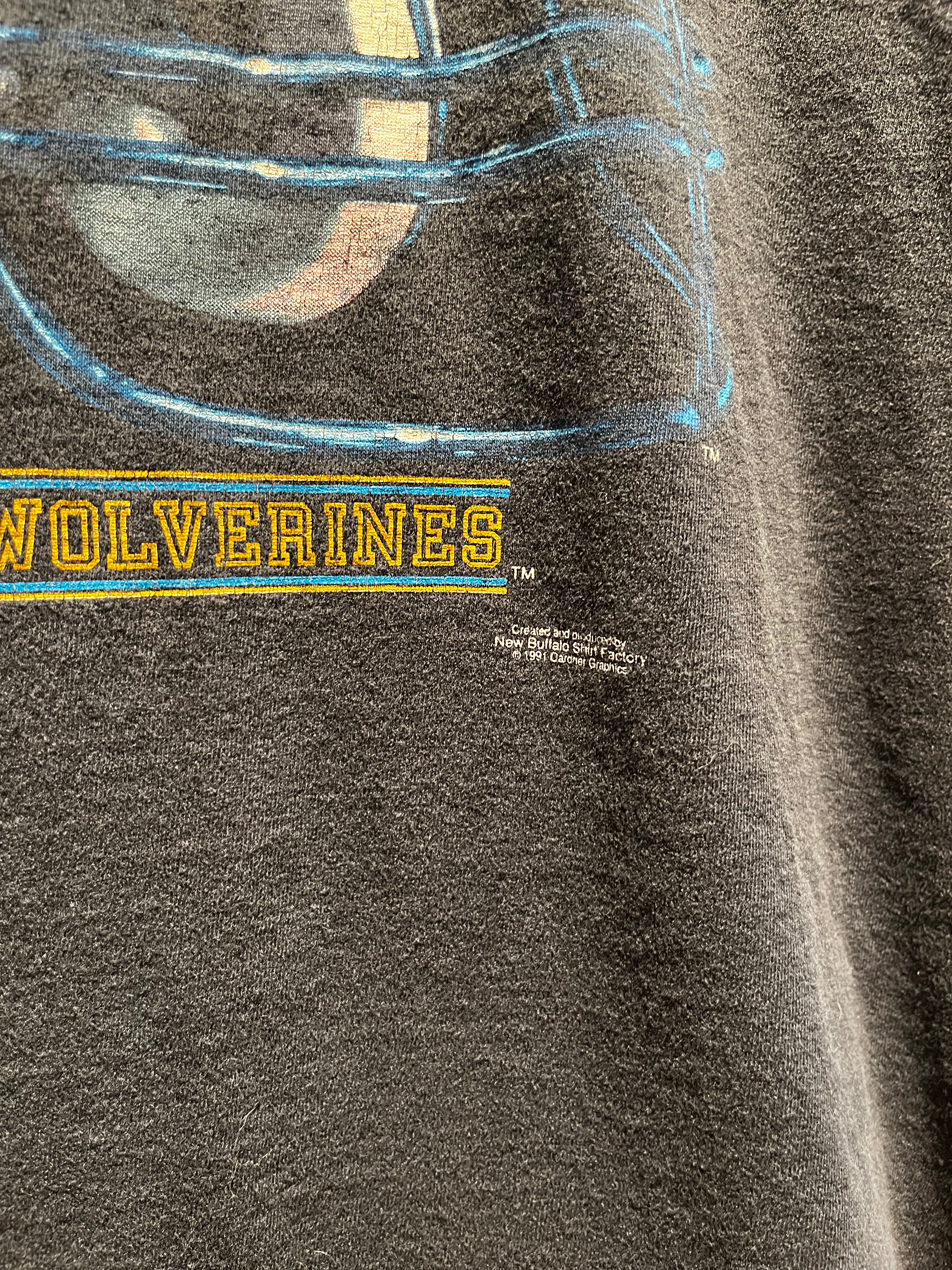 Vintage University of Michigan Wolverines Salem College Football Helmet Black T-Shirt: XL