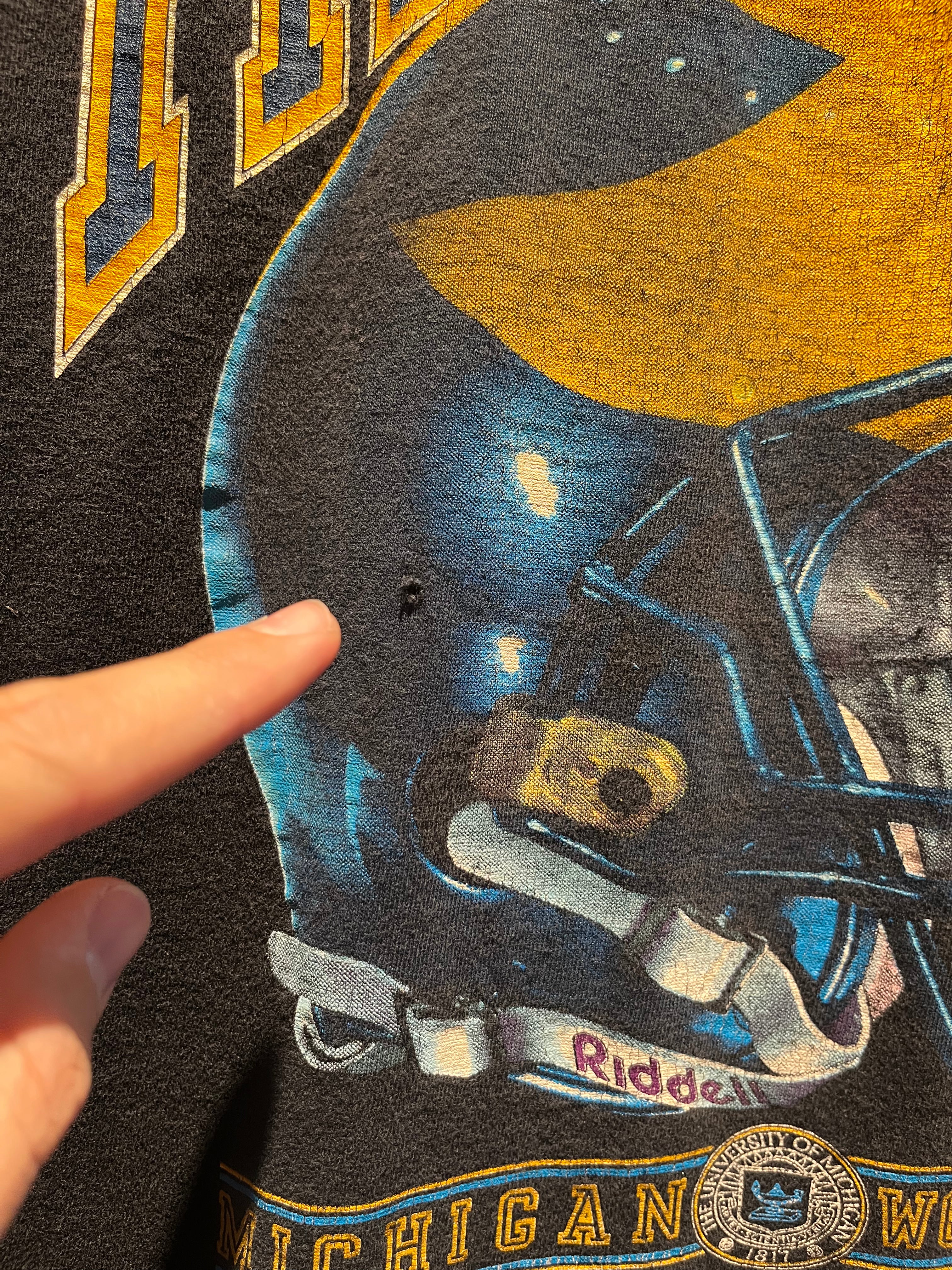 Vintage University of Michigan Wolverines Salem College Football Helmet Black T-Shirt: XL