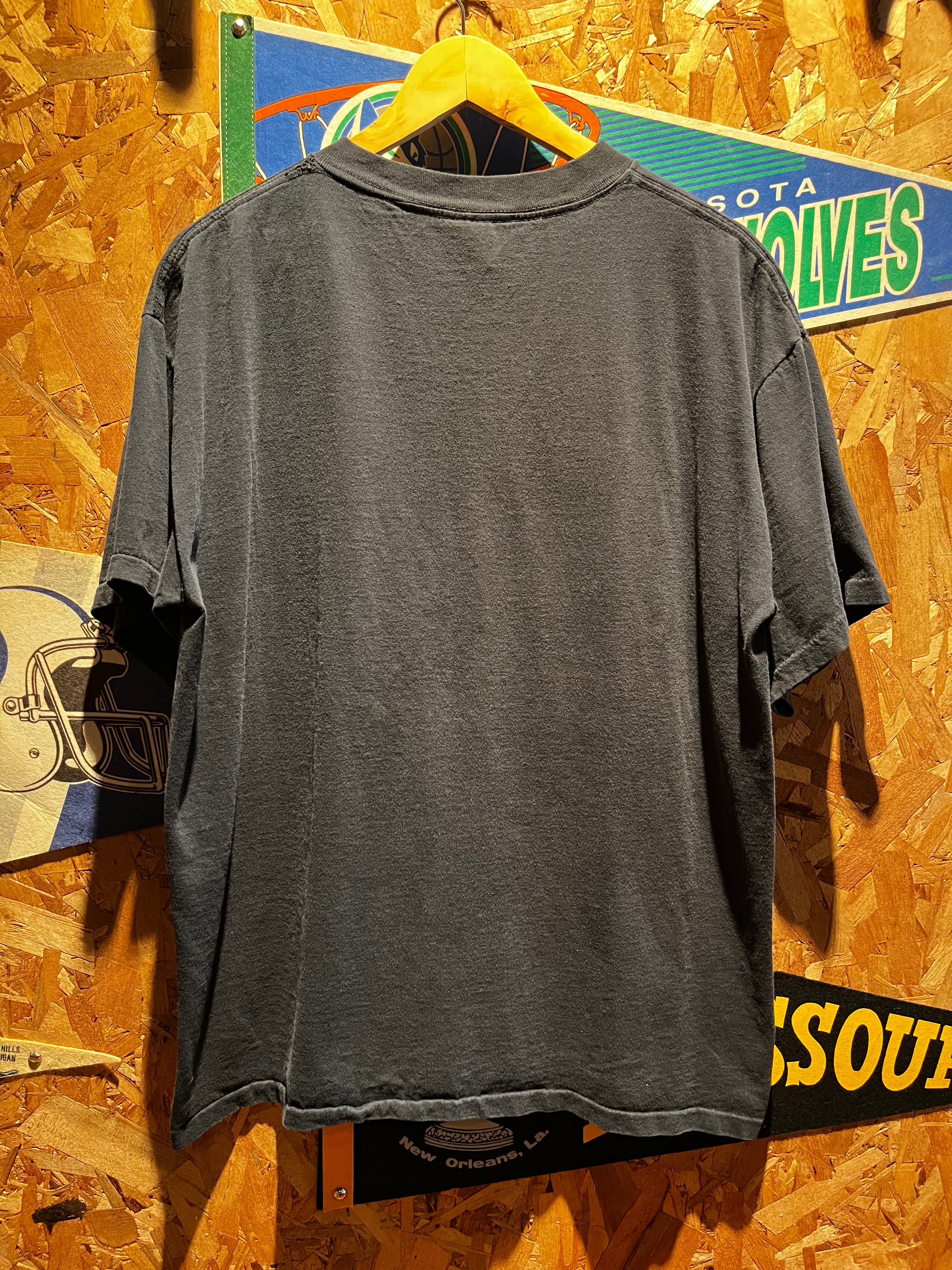 Vintage University of Michigan Wolverines Salem College Football Helmet Black T-Shirt: XL