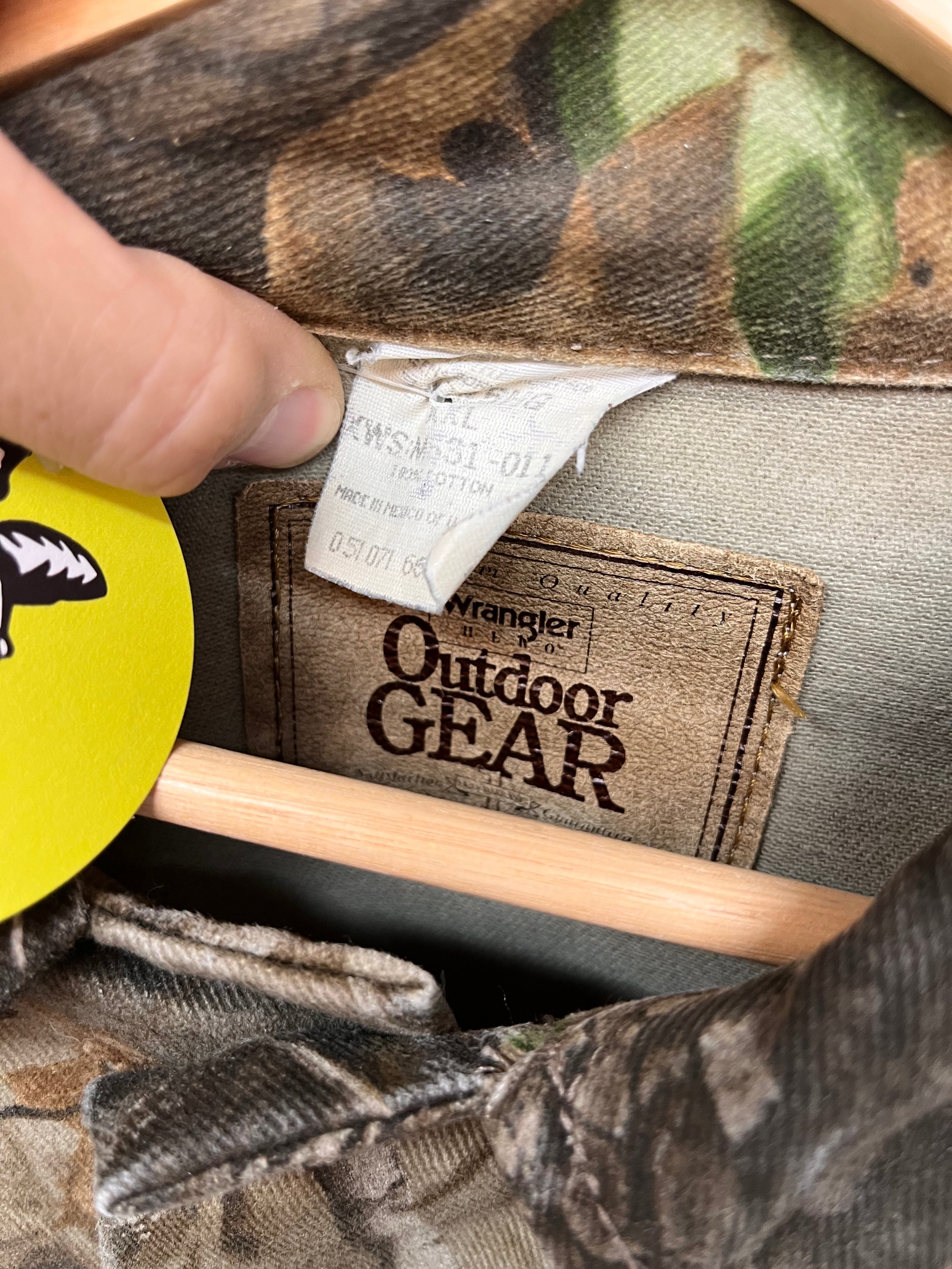 Vintage Wrangler Outdoor Gear Realtree Hardwood Camo Trucker Jacket: XXL