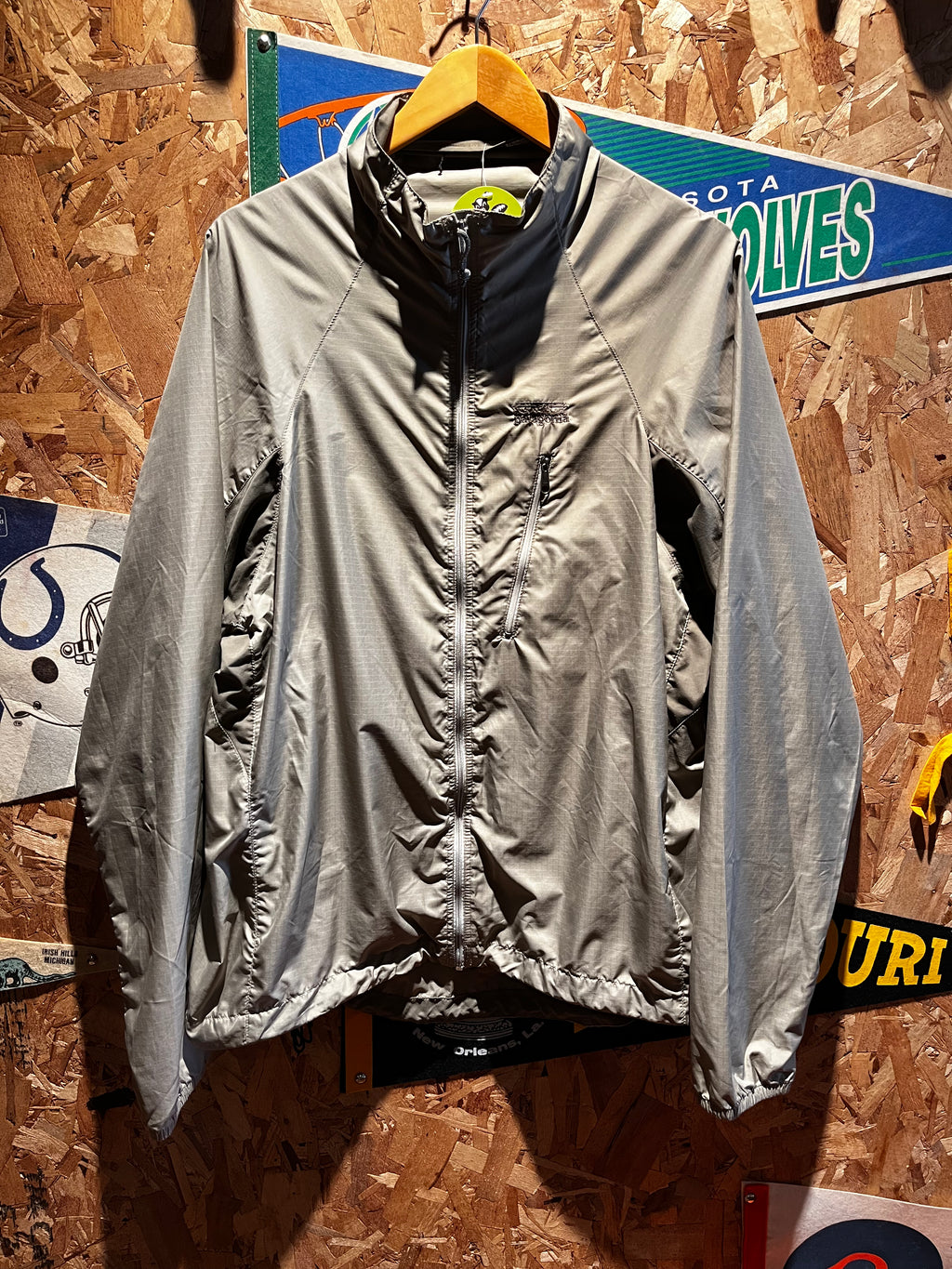 Patagonia Tan Windbreaker Lightweight Ripstop Jacket: XL