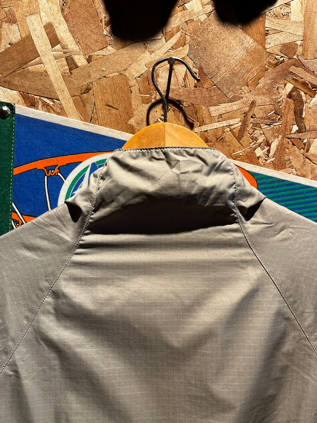 Patagonia Tan Windbreaker Lightweight Ripstop Jacket: XL