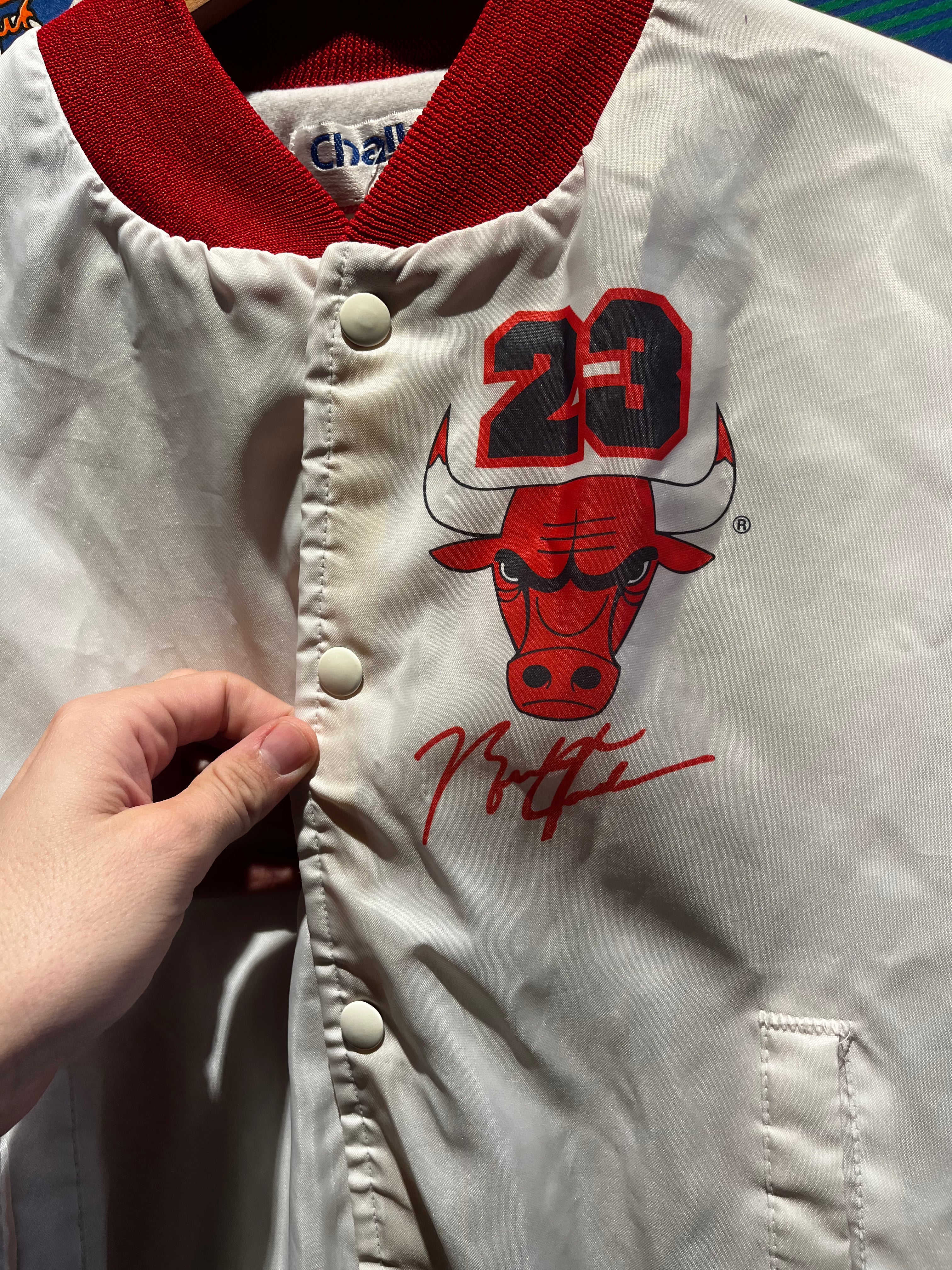 Vintage Michael Jordan Chicago Bulls NBA 90s Chalkline Fanimation Bomber Jacket: Youth XL 18-20