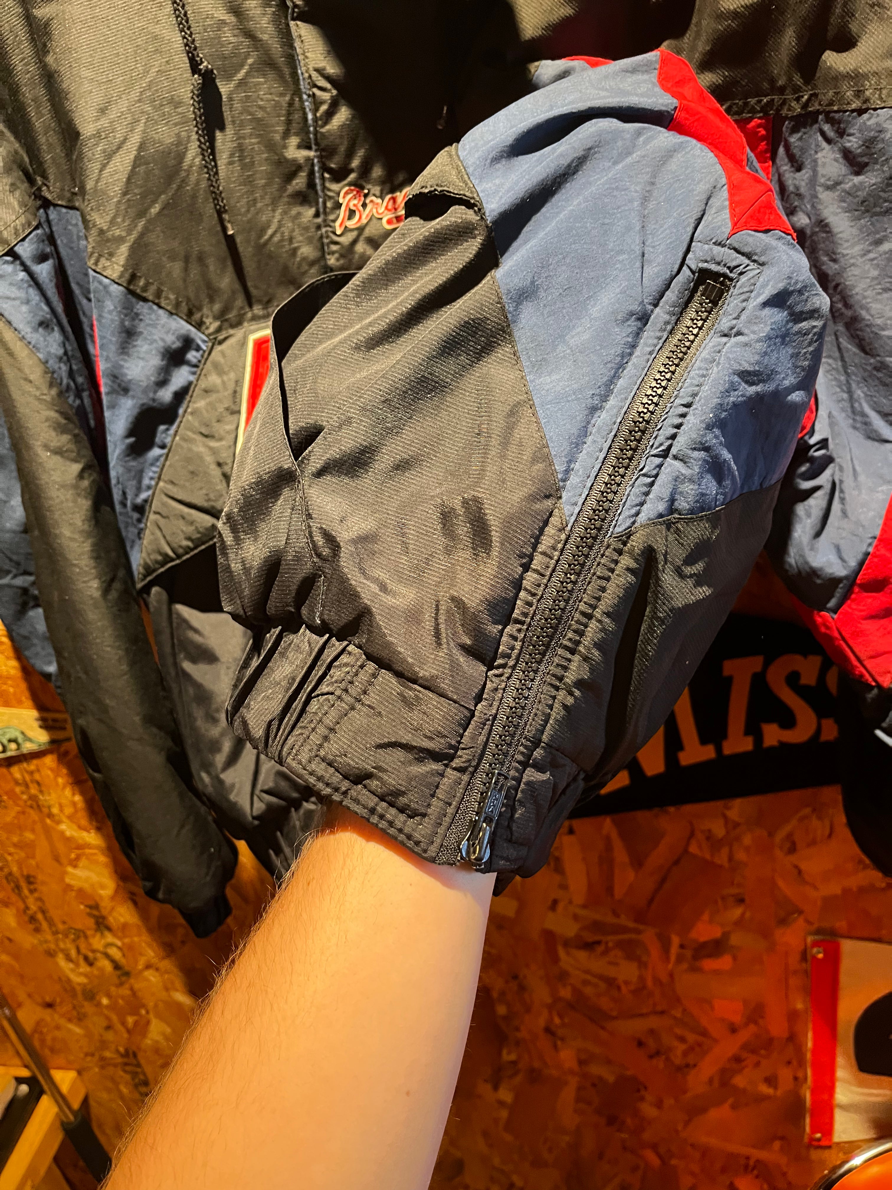 Vintage Atlanta Braves MLB Starter Half Zip Kangaroo Pocket Black Puffer Jacket: Large