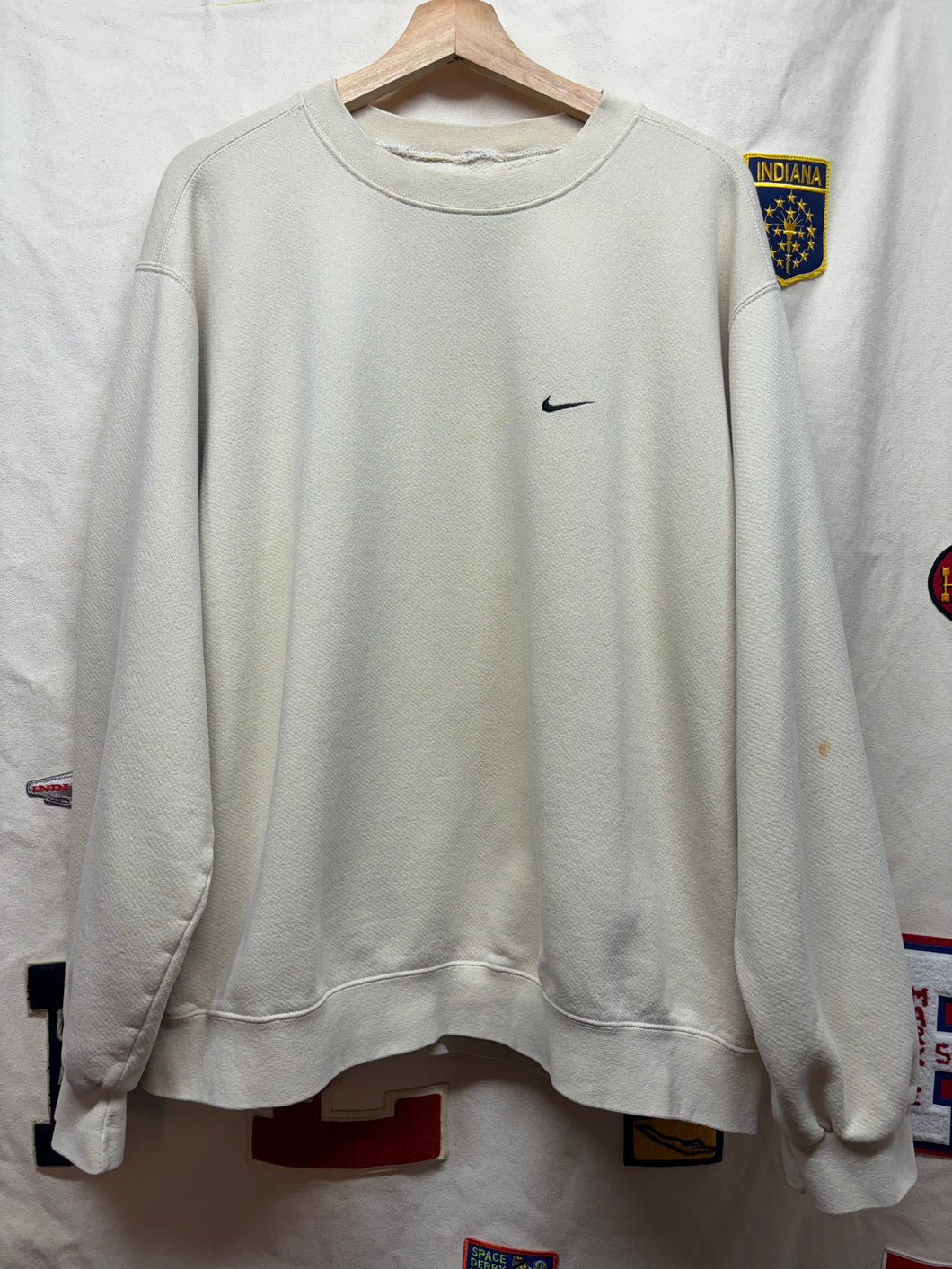 Vintage 90's Nike beige crewneck: XL