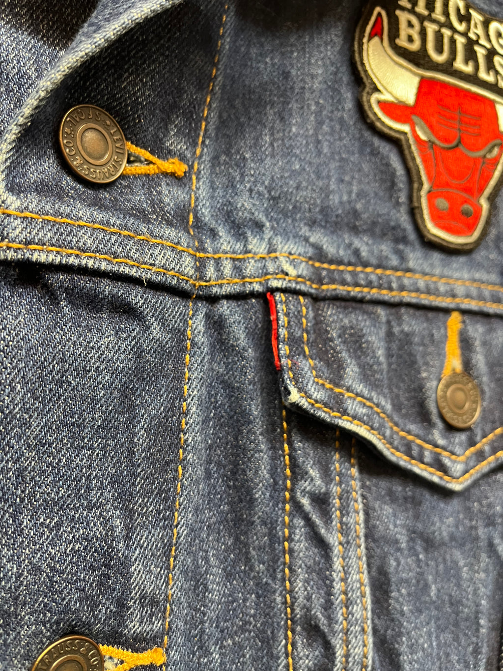 Chicago Bulls Levi's NBA Denim Trucker Jacket: Large