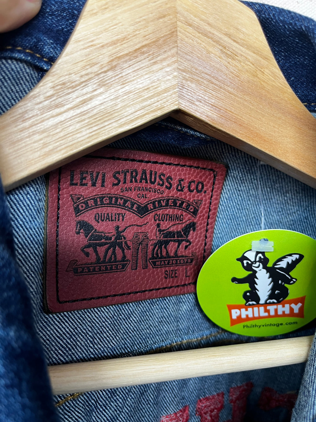 Chicago Bulls Levi's NBA Denim Trucker Jacket: Large