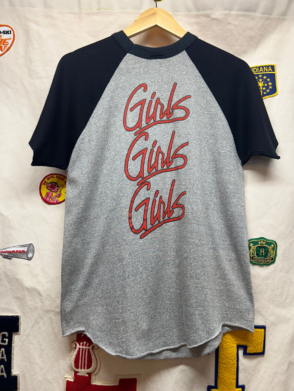 Vintage Mötley Crüe American Raglan 1987 "Girls Girls Girls" Band Tour T-Shirt: Large