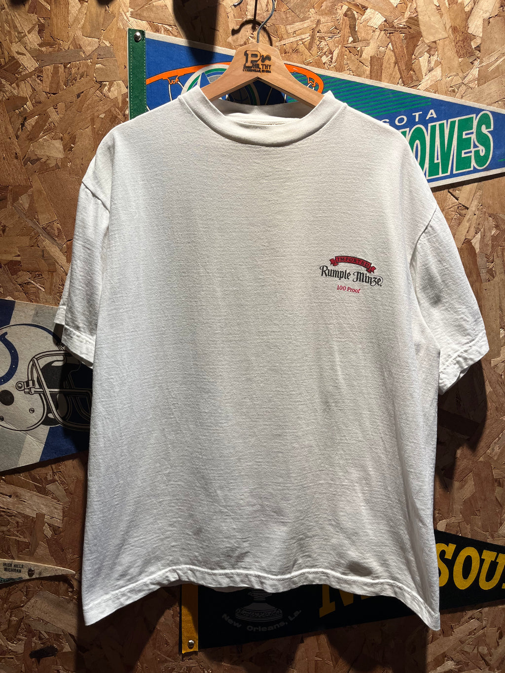 Vintage Rumple Minze Warrior Women Valkyrie Polar Bear Alcohol White T-Shirt: XL