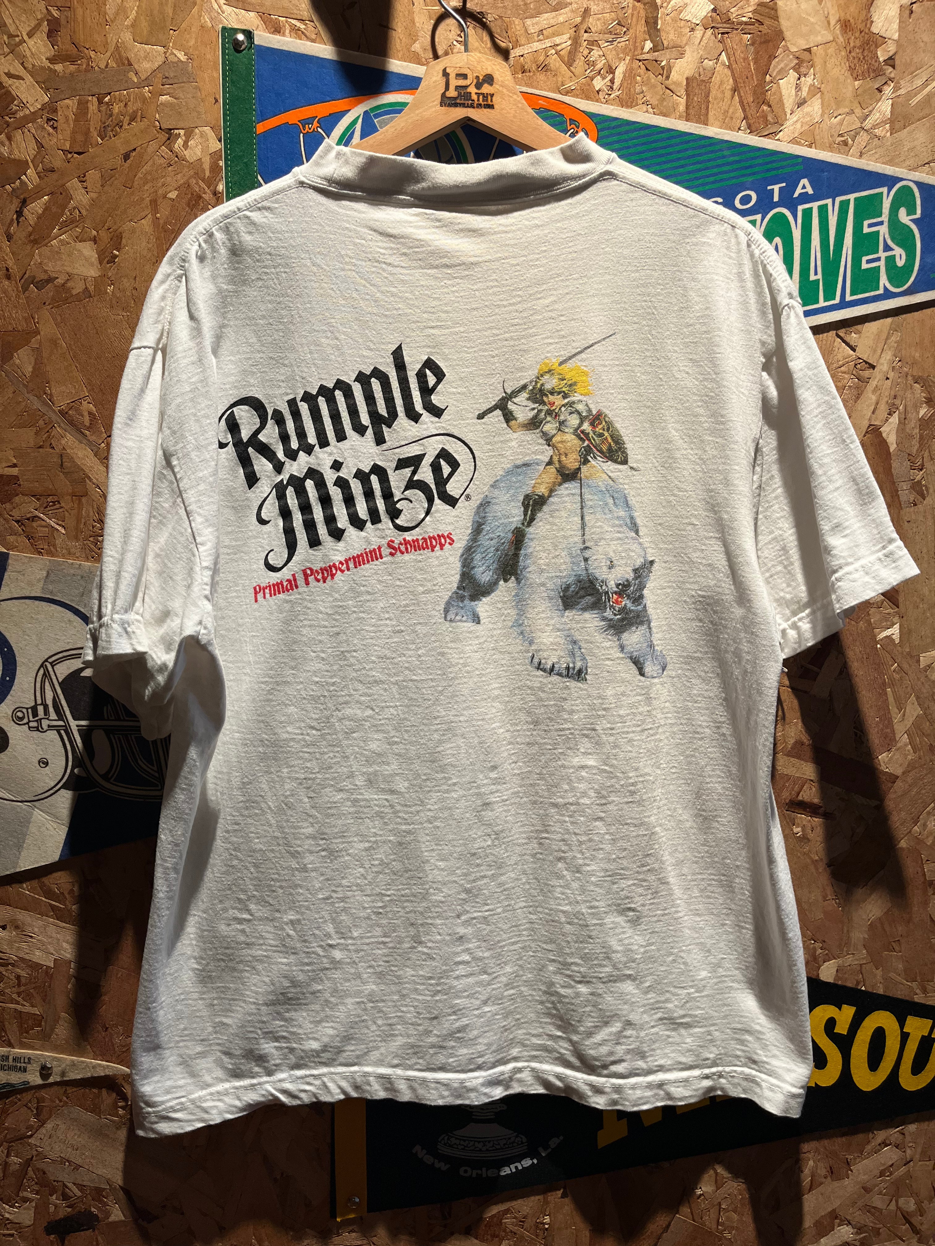 Vintage Rumple Minze Warrior Women Valkyrie Polar Bear Alcohol White T-Shirt: XL