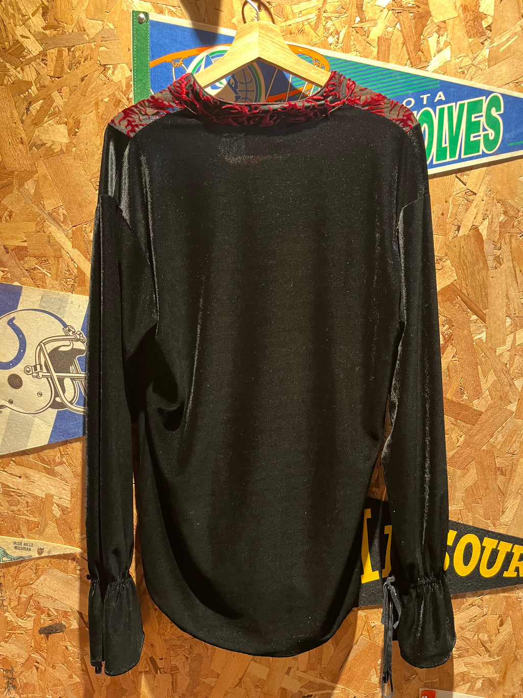 Vintage Lip Service Black Red Gothic Vampire Womens Velvet Blouse Shirt: Medium