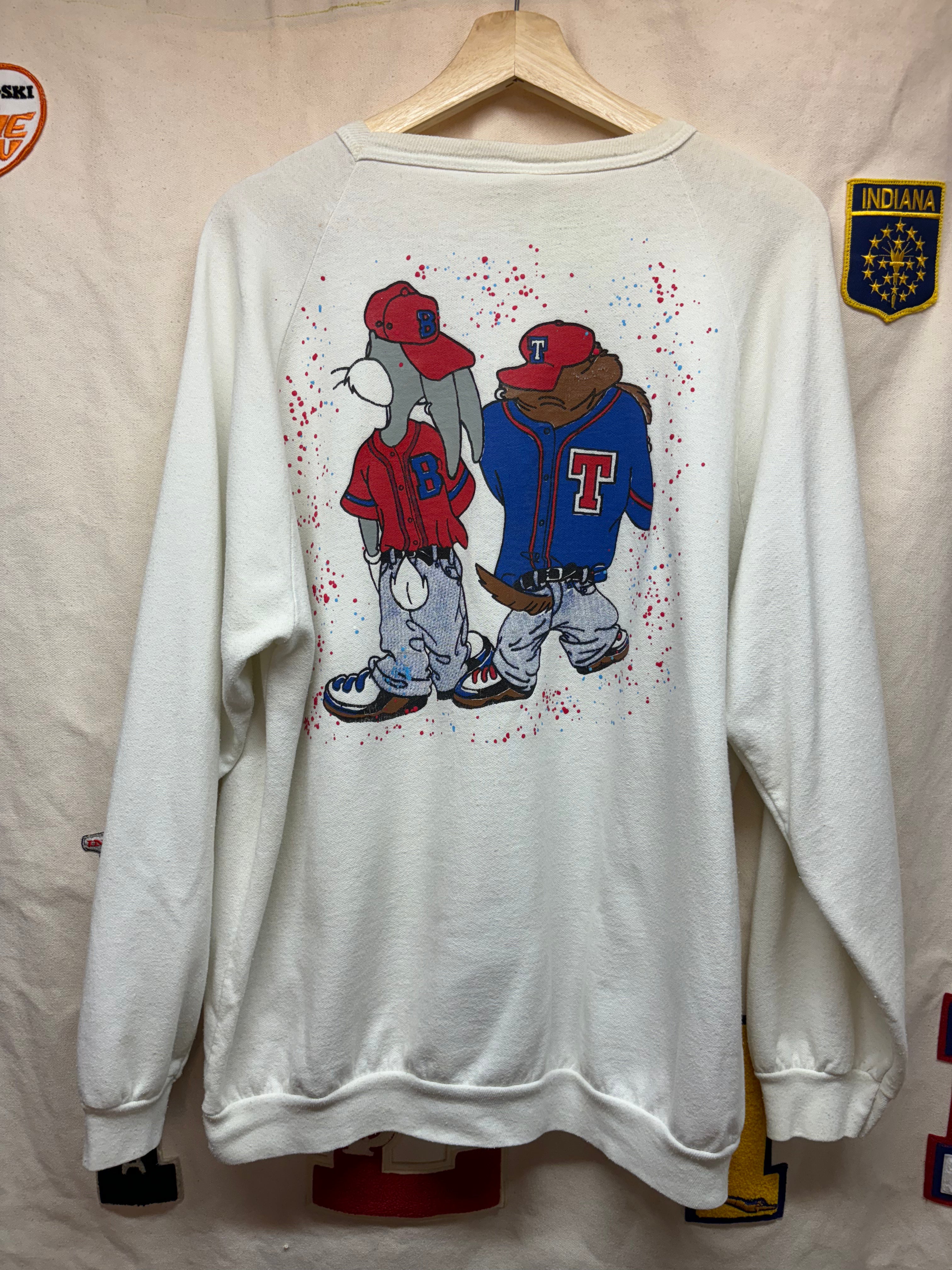 Vintage Bugs and Taz Kriss Kross 90's hip Hop White Crewneck Sweatshirt: XXL