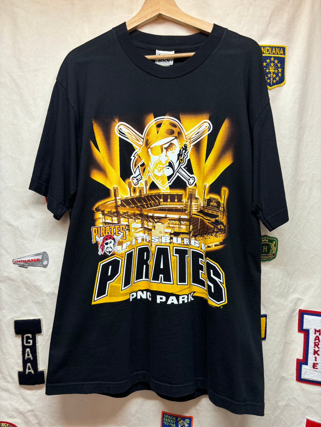 Vintage Pittsburgh Pirates PNC ParkMLB Baseball Pro Player Black T-Shirt: Large/XL