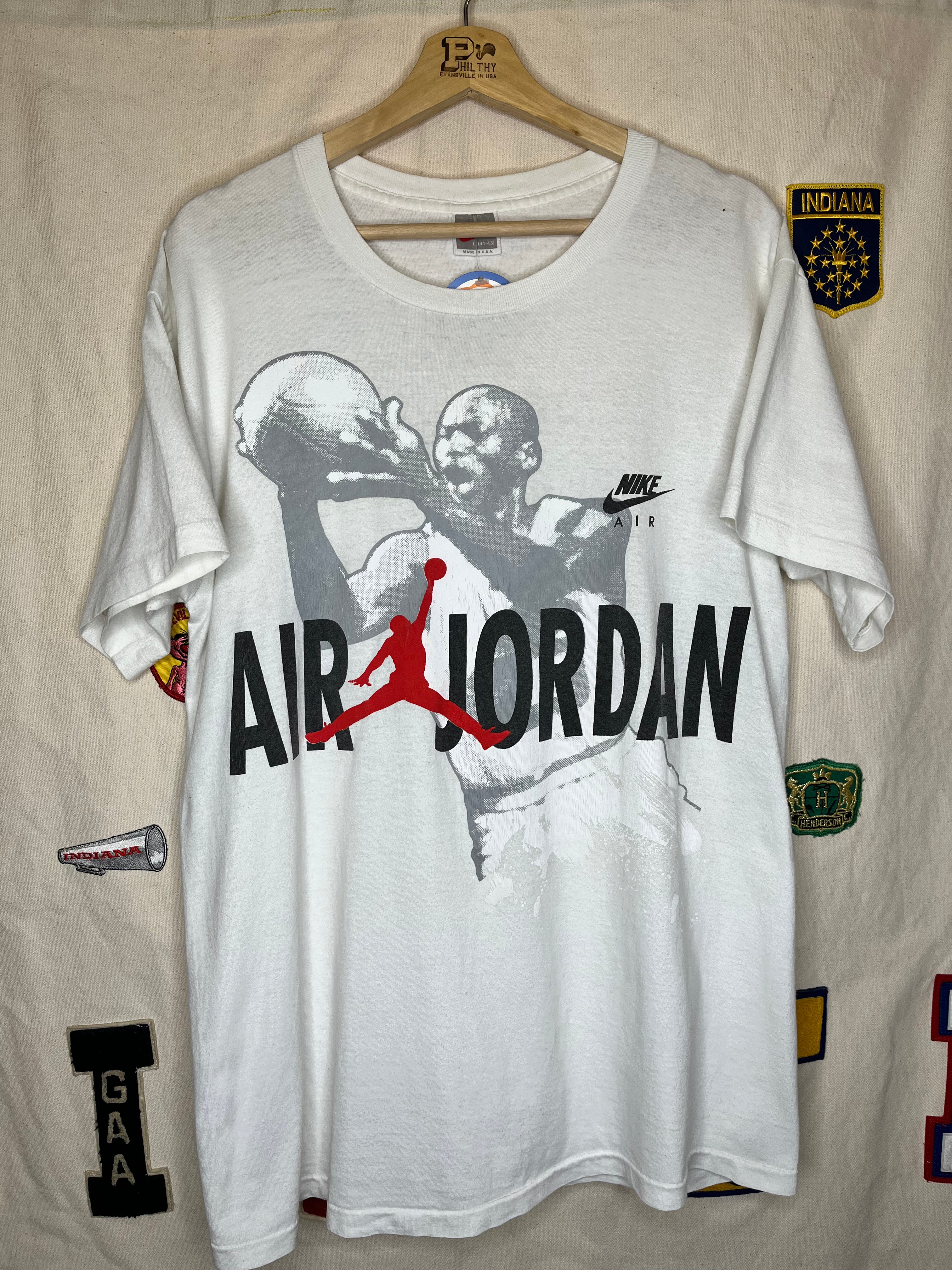 Vintage Nike Grey Tag Air Jordan Hare Bugs Bunny White T-Shirt: Large