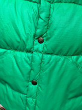 Load image into Gallery viewer, Vintage Green Zero Zone Down Nylon Ripstop Snap Puffer Vest: Medium
