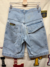 Load image into Gallery viewer, Vintage JNCO Funktion USA Light Wash Jean Shorts: 31&quot;

