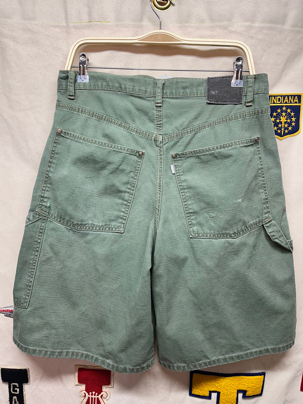 Vintage Levi's Silvertab Green Carpenter Shorts: 32