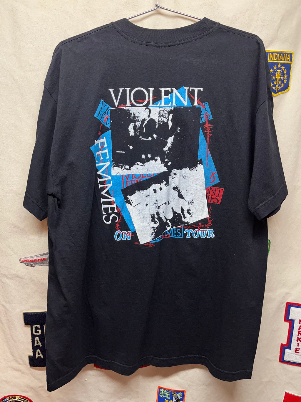 Vintage Bootleg Violent Femmes Band On Tour Black T-Shirt: XL