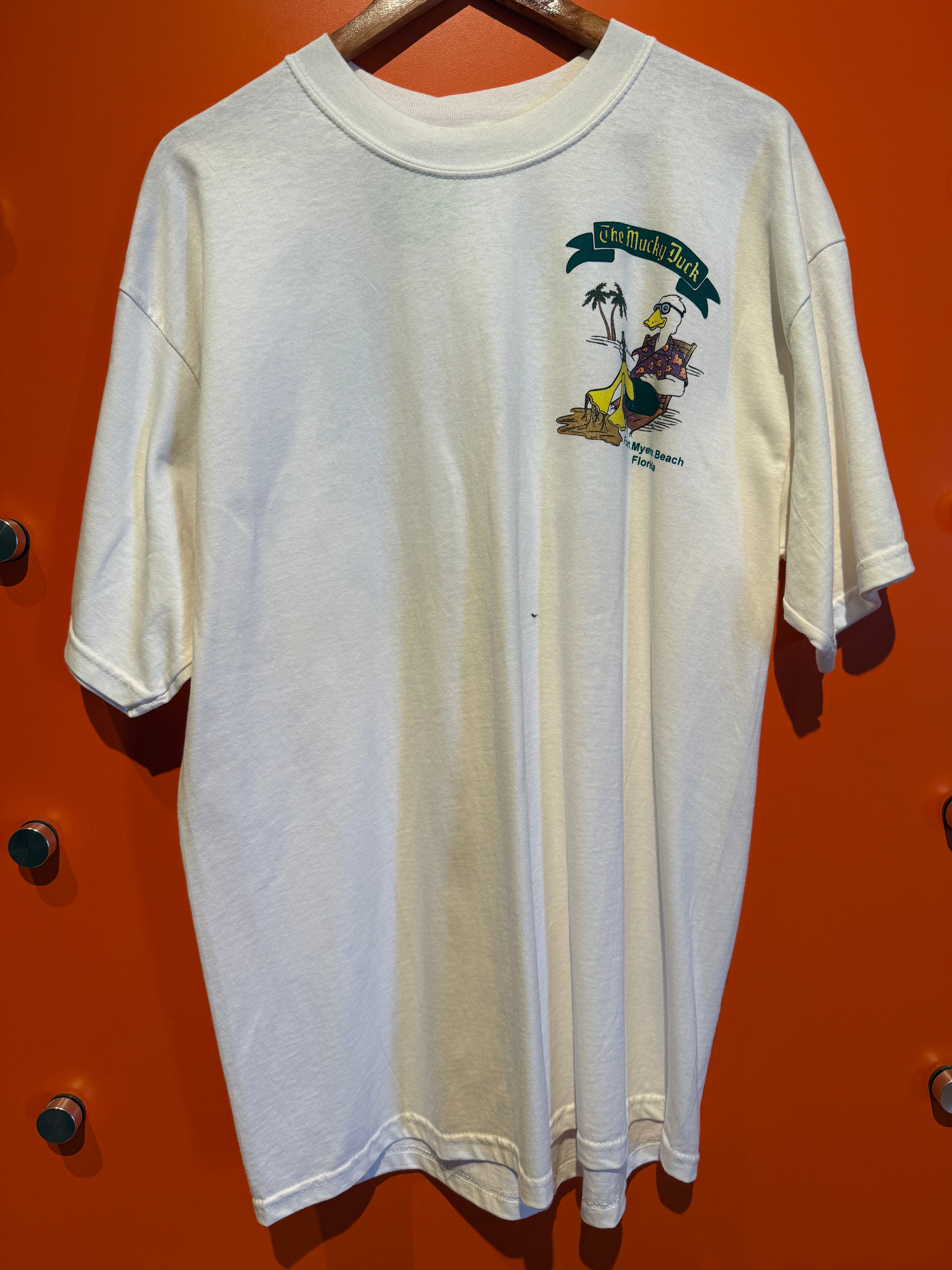 Vintage Mucky Duck Fort Myers Beach Florida T-Shirt: XL