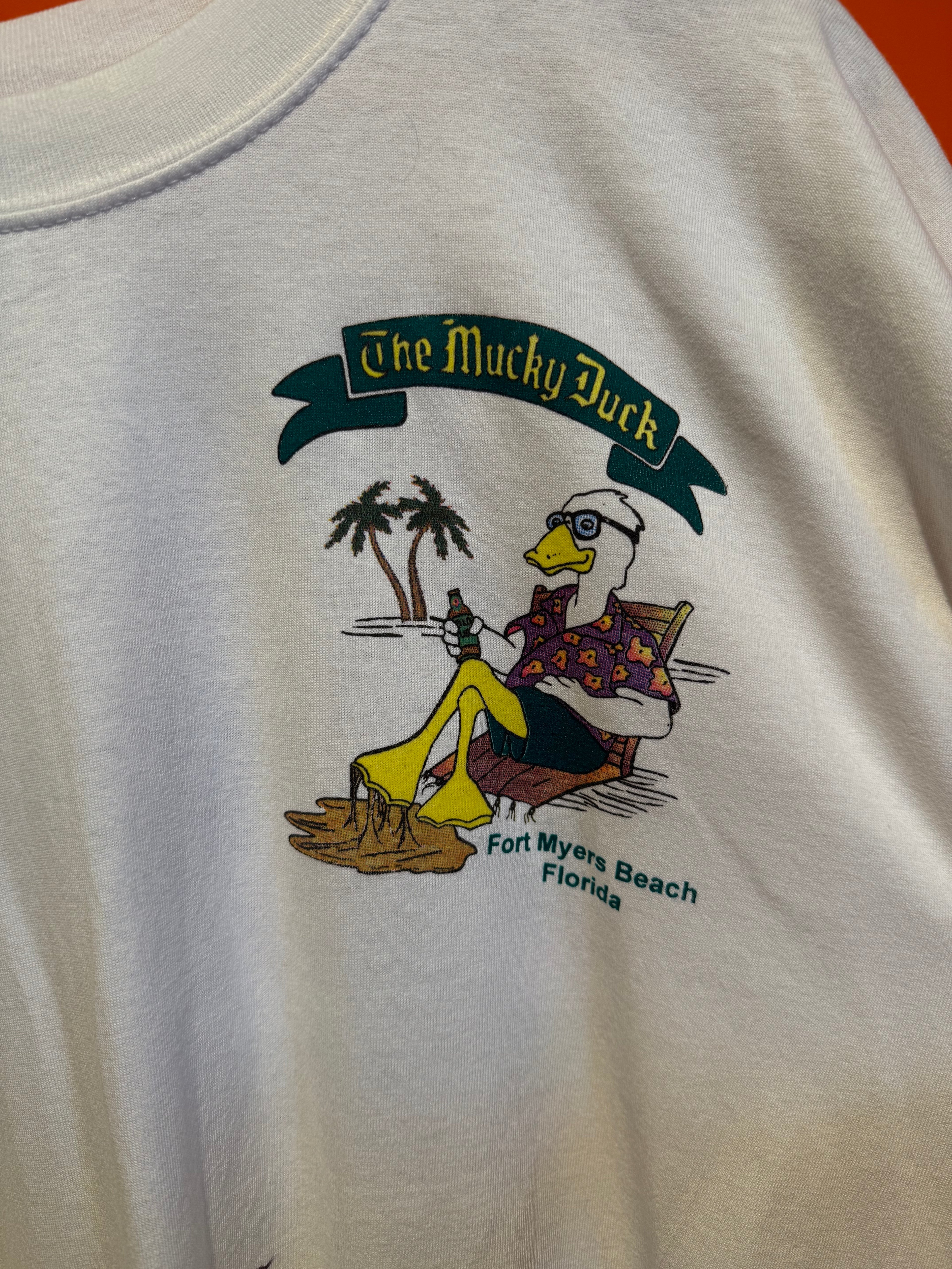 Vintage Mucky Duck Fort Myers Beach Florida T-Shirt: XL