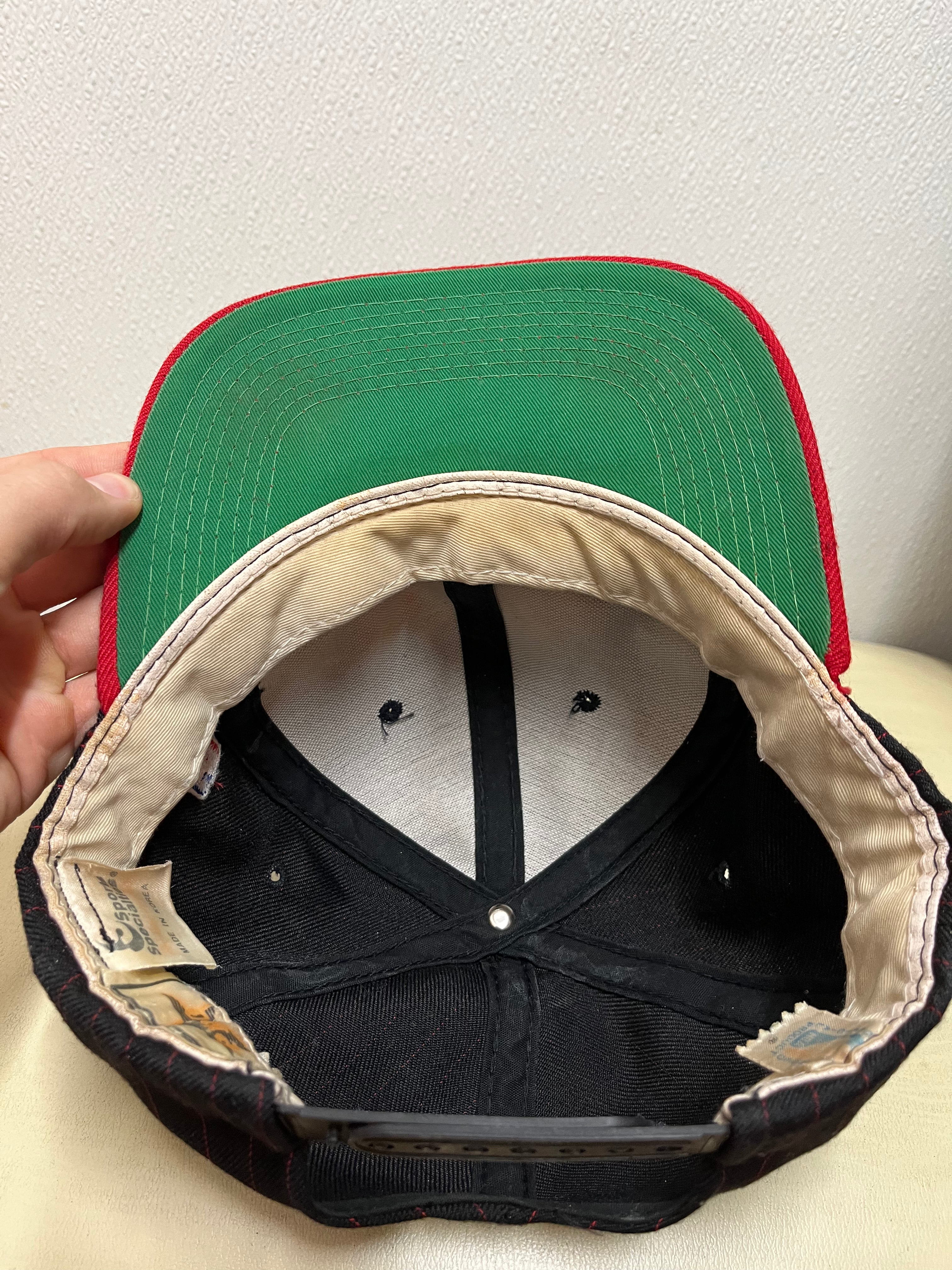 Vintage Chicago Bulls Sports Specialties Script Pinstripe NBA Black Snapback Hat