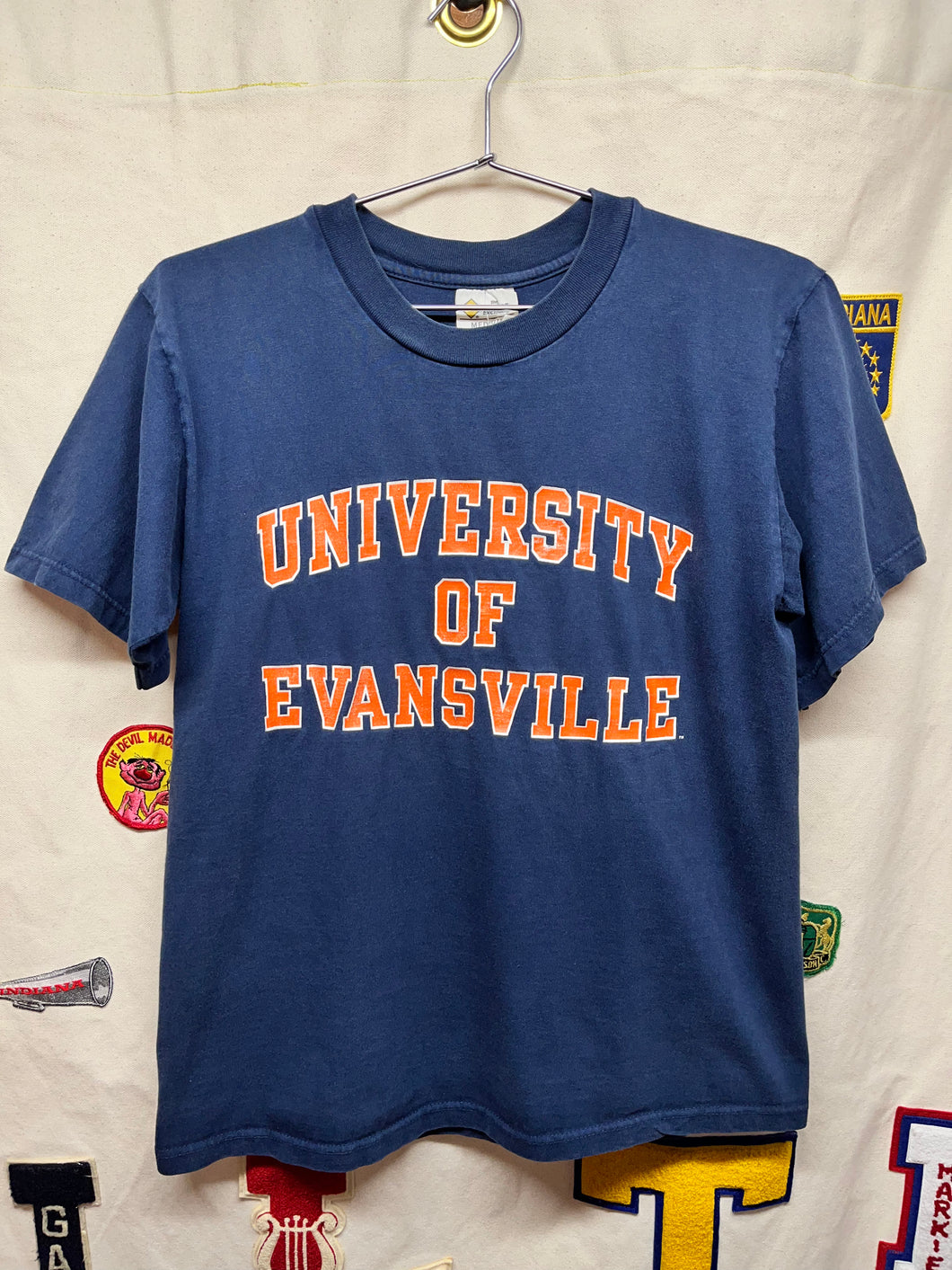 Vintage University of Evansville Arc Spellout T-Shirt: M