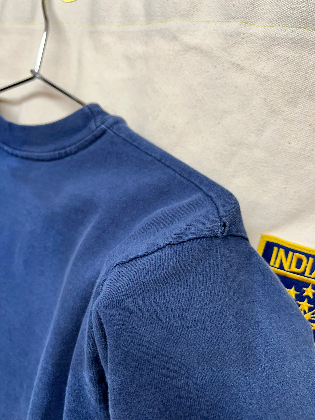 Vintage University of Evansville Arc Spellout T-Shirt: M