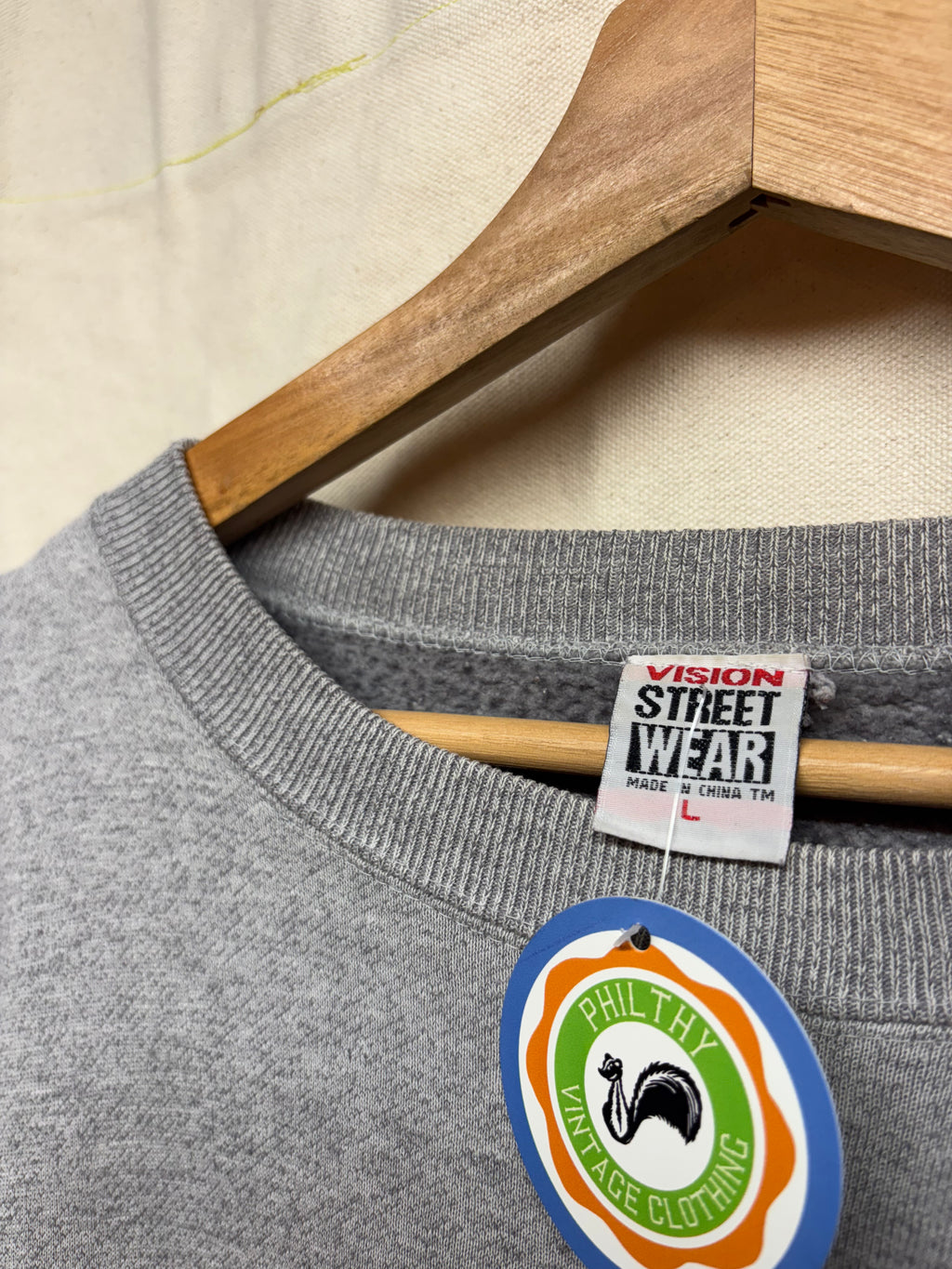 Vintage Vision Streetwear 90's Grey Crewneck Pockets Embroidered Sweatshirt: Large