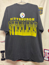 Load image into Gallery viewer, Vintage Pittsburgh Steelers Football NFL T-Shirt: XL
