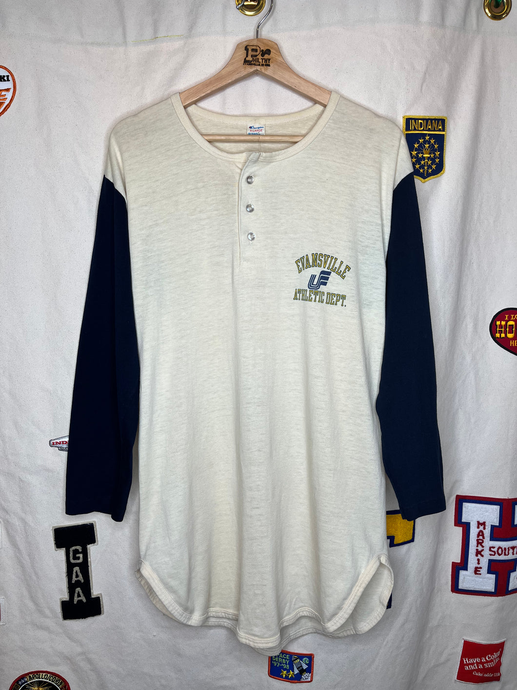 Vintage University of Evansville Aces Athletic Department Champion Longsleeve Henley T-Shirt: XL