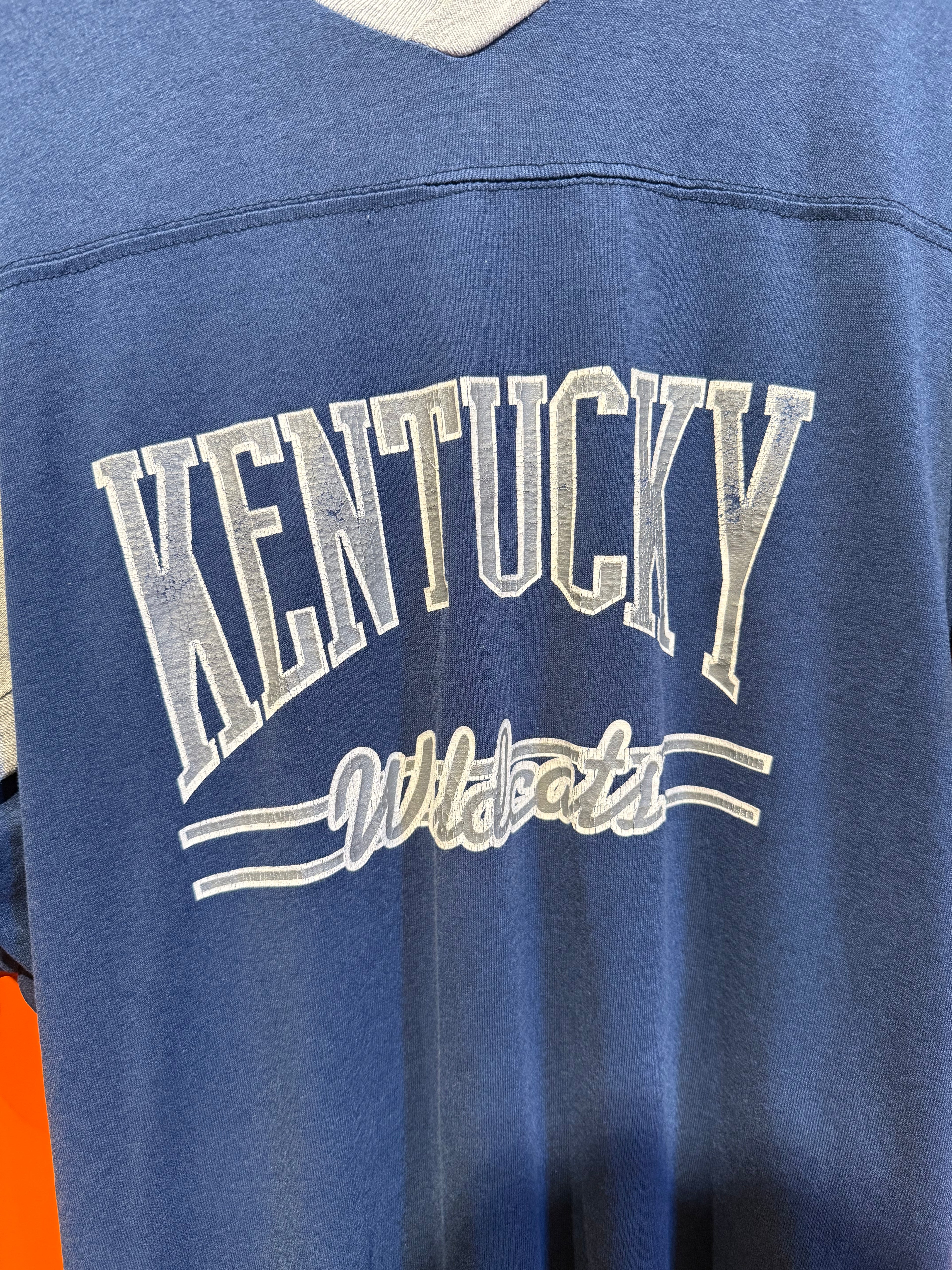Vintage University of Kentucky Wildcats V-Neck Shirt: XL
