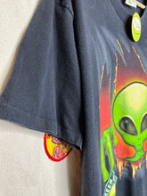 Load image into Gallery viewer, Vintage Green Alien Logotel 1996 Tennessee River Black T-Shirt: Large
