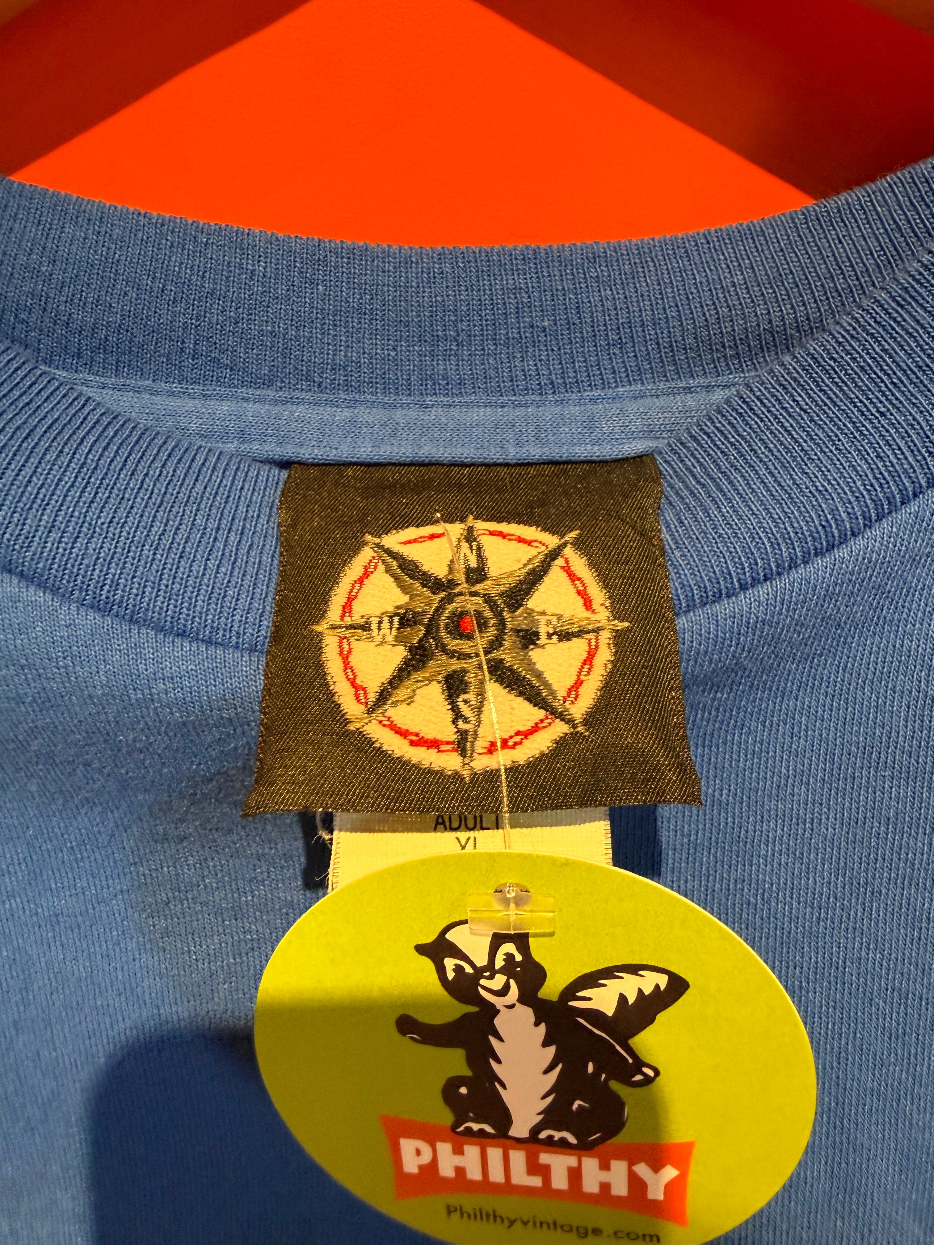 Vintage Marlboro Adventure Blue Pocket Compass Snowboarding T-Shirt: XL