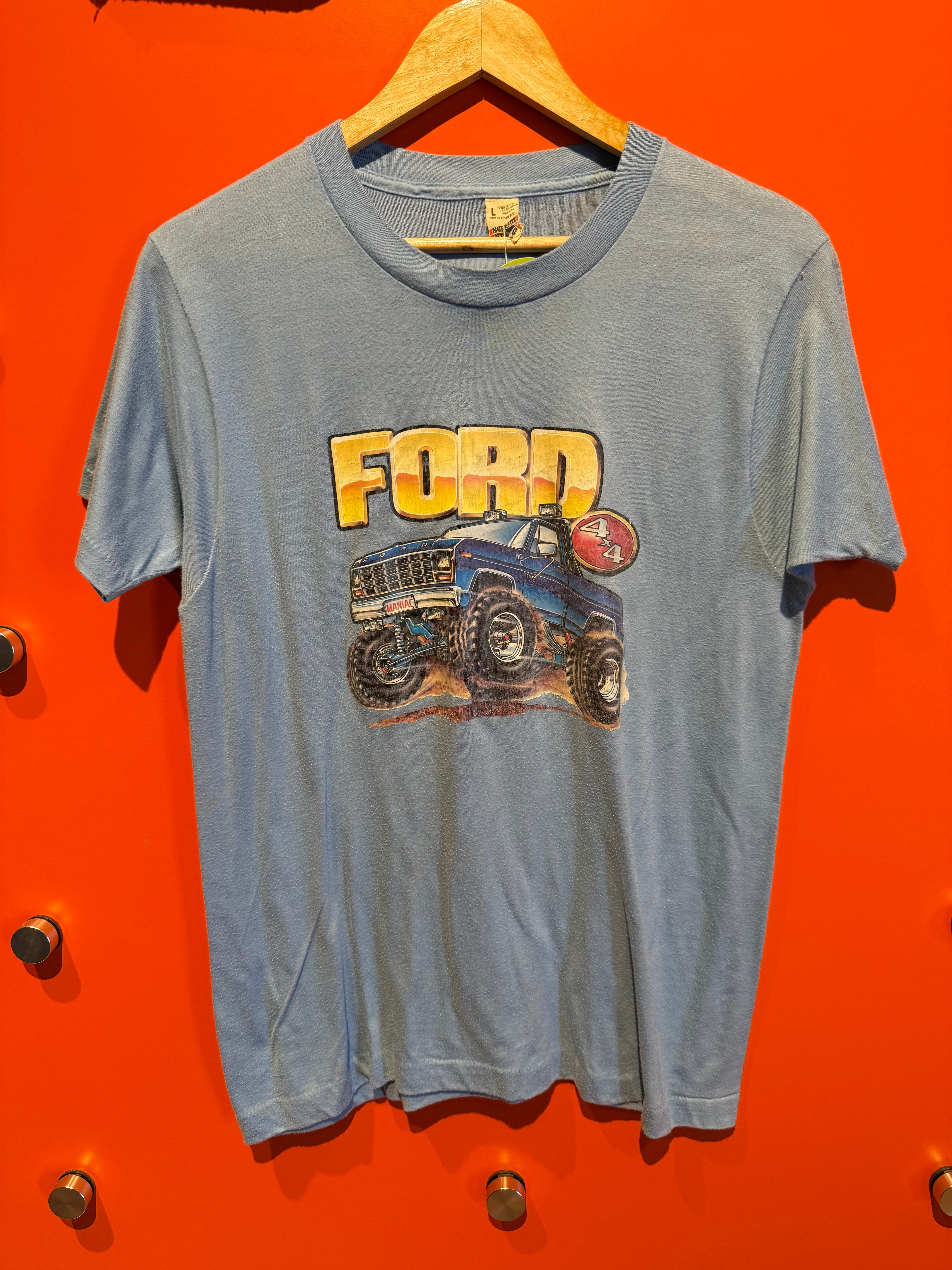 Vintage Ford 4x4 Truck 80's Blue T-Shirt: L