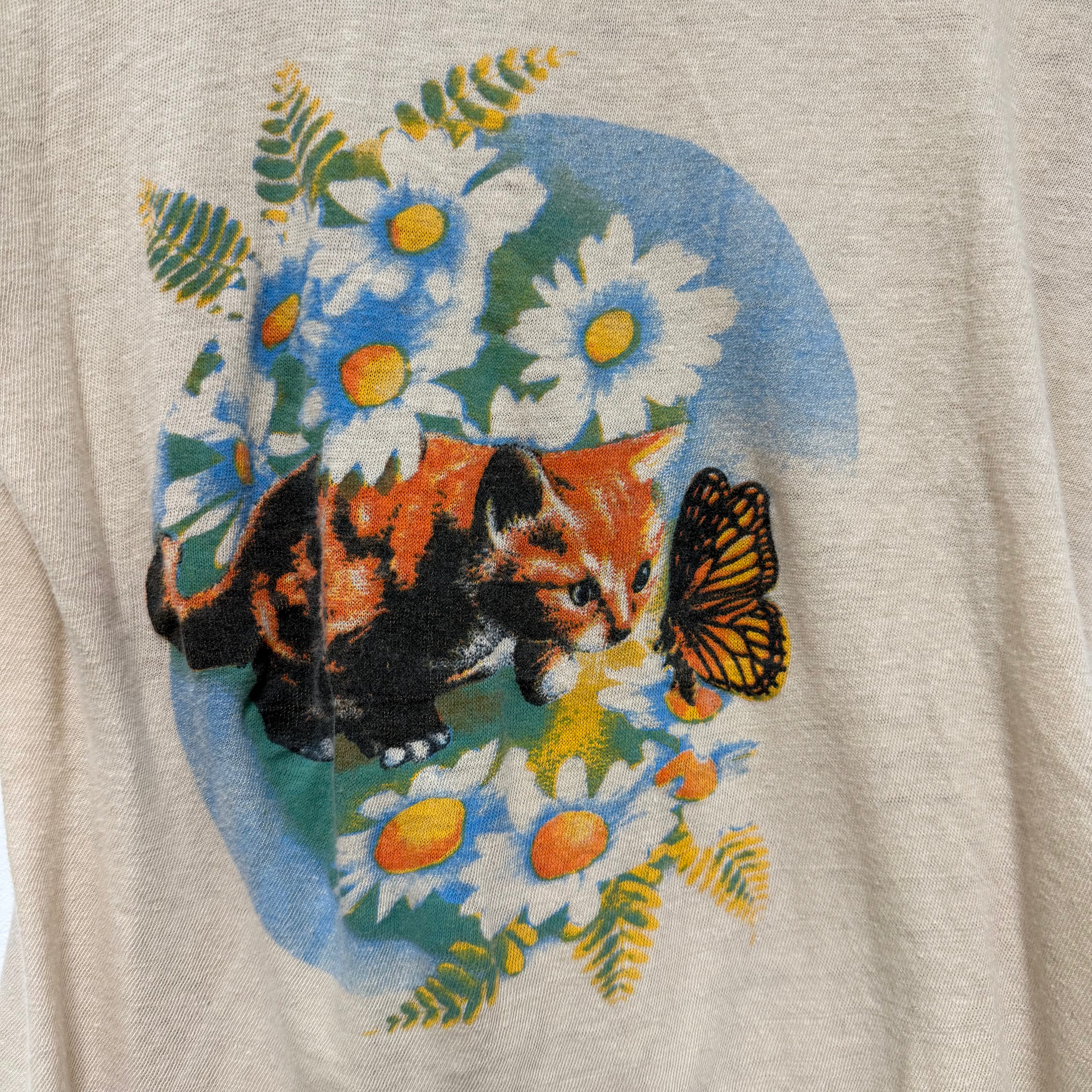 Vintage Cat and Butterfly Graphic T-Shirt: S