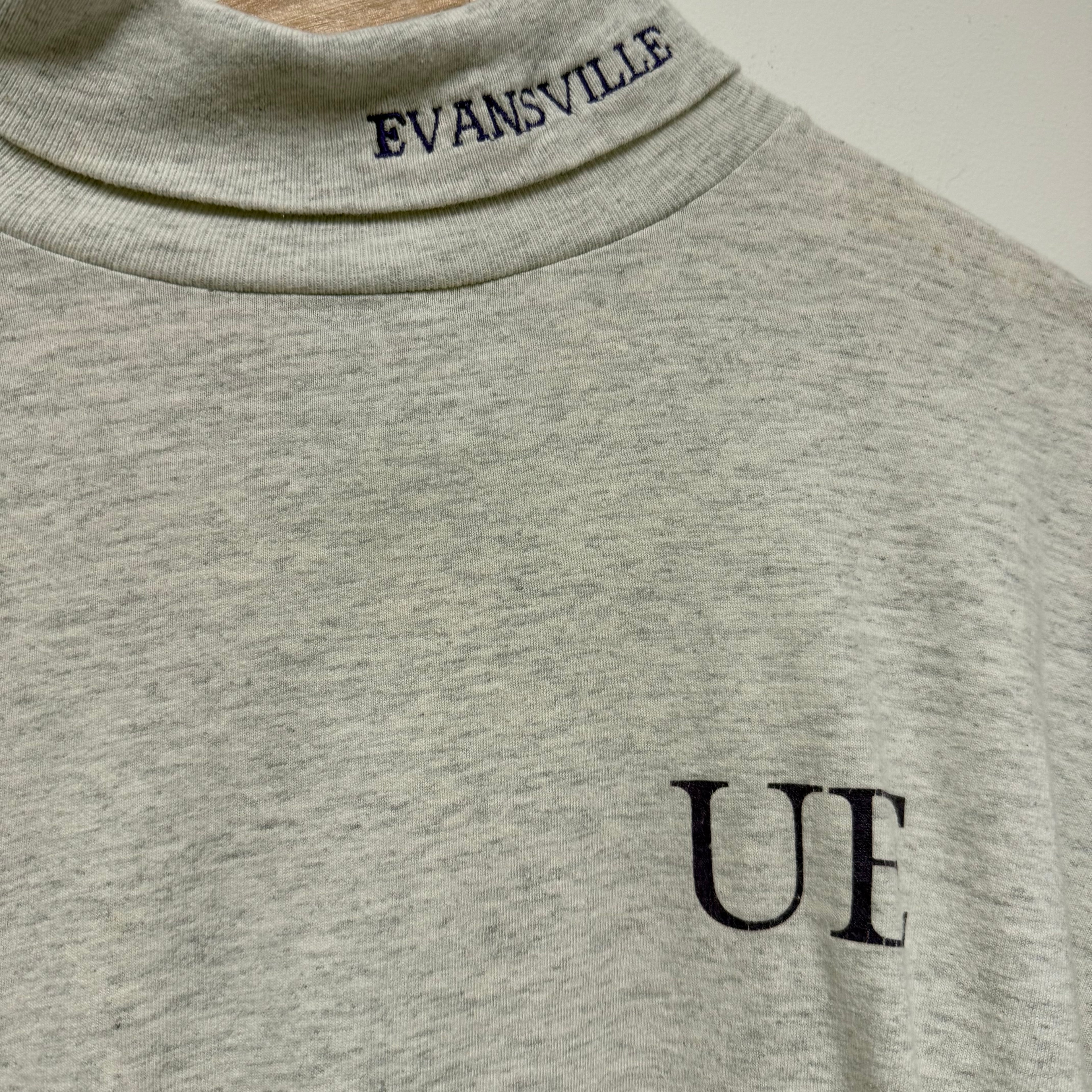 Vintage University of Evansville Aces Mock Collar Long Sleeve: L