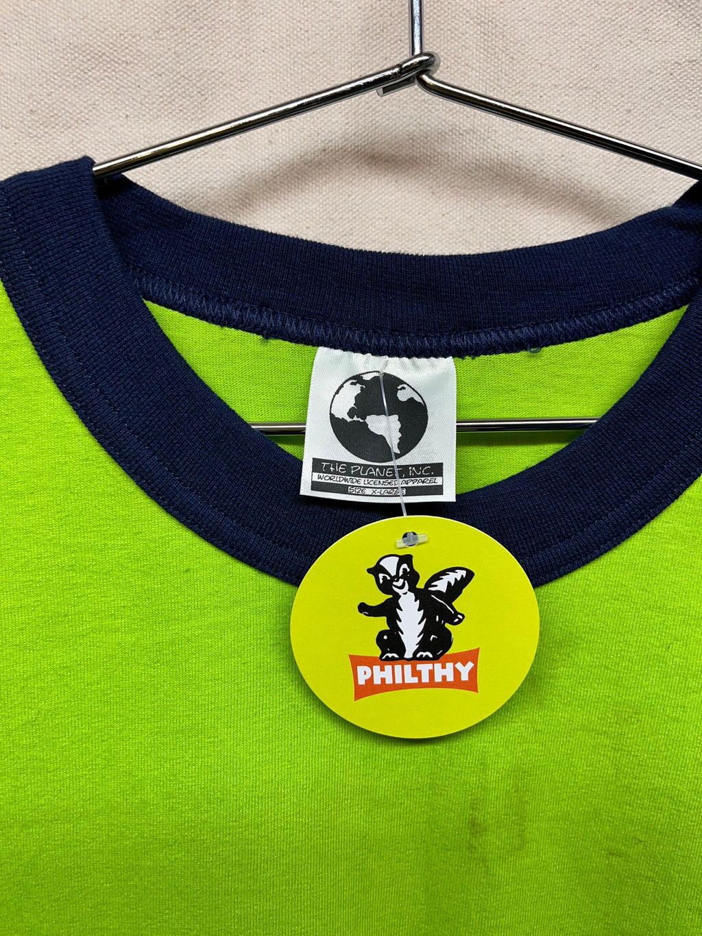 Vintage Chumbawumba Tubthumper Chumba.com Autographed 1997 Green Ringer Band T-Shirt: XL