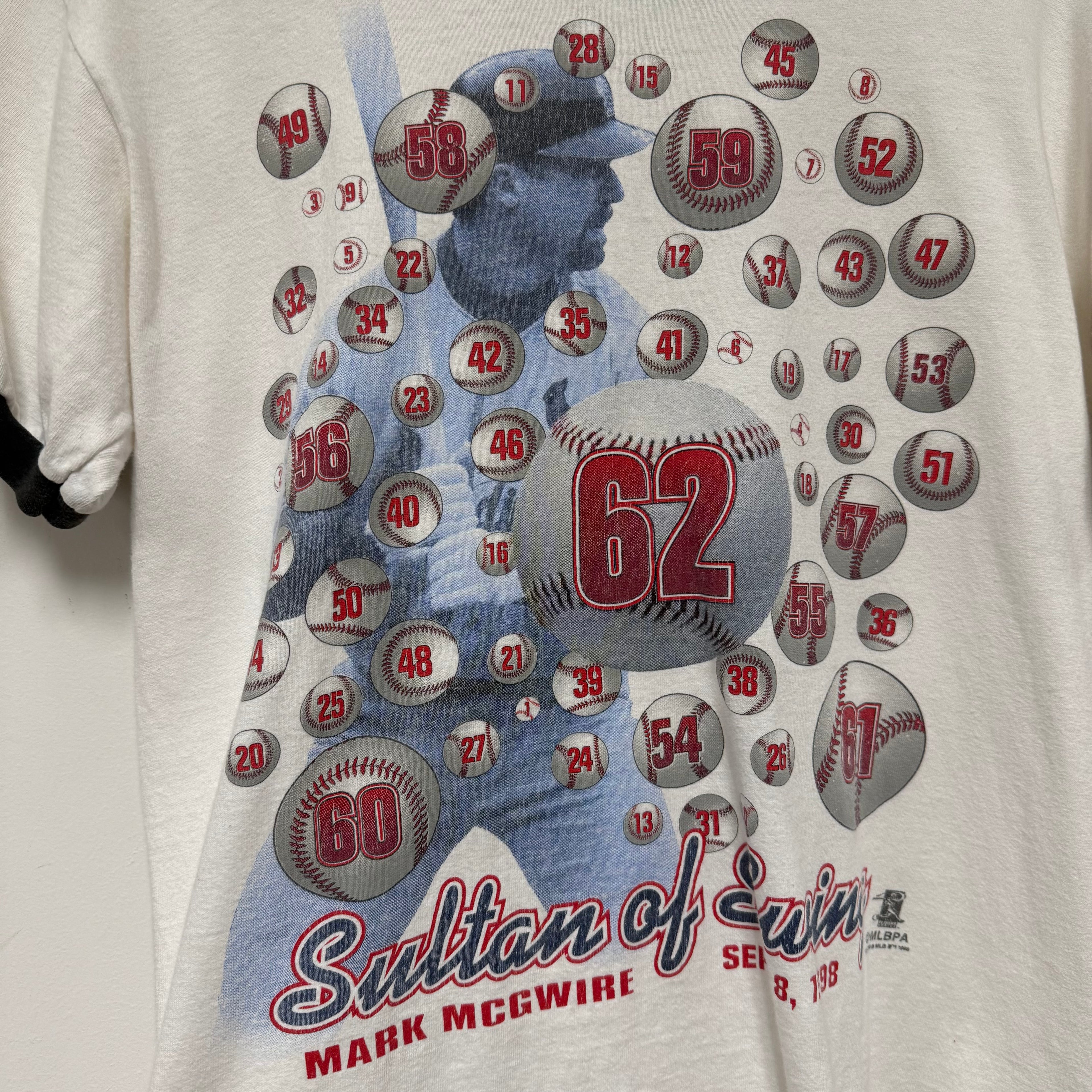 Vintage MLB Mark McGwire T-Shirt: YXL