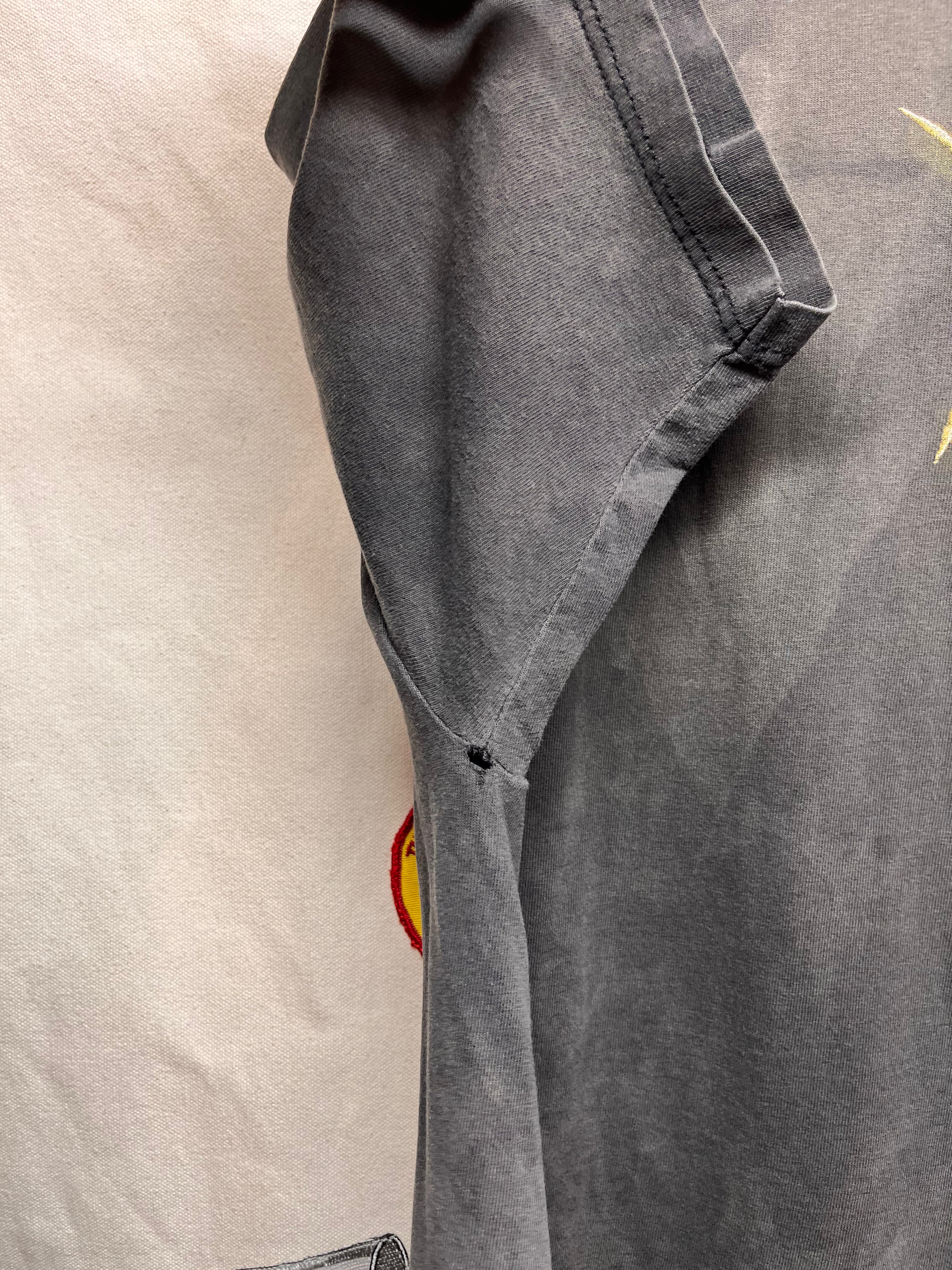 Vintage Metallica 1996 Black Distressed Thrashed Giant Band T-Shirt: XL